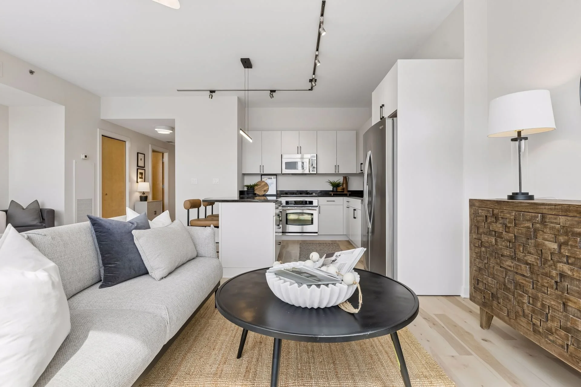 215 10th Ave S 332 - Spacecrafting - 0013.jpg