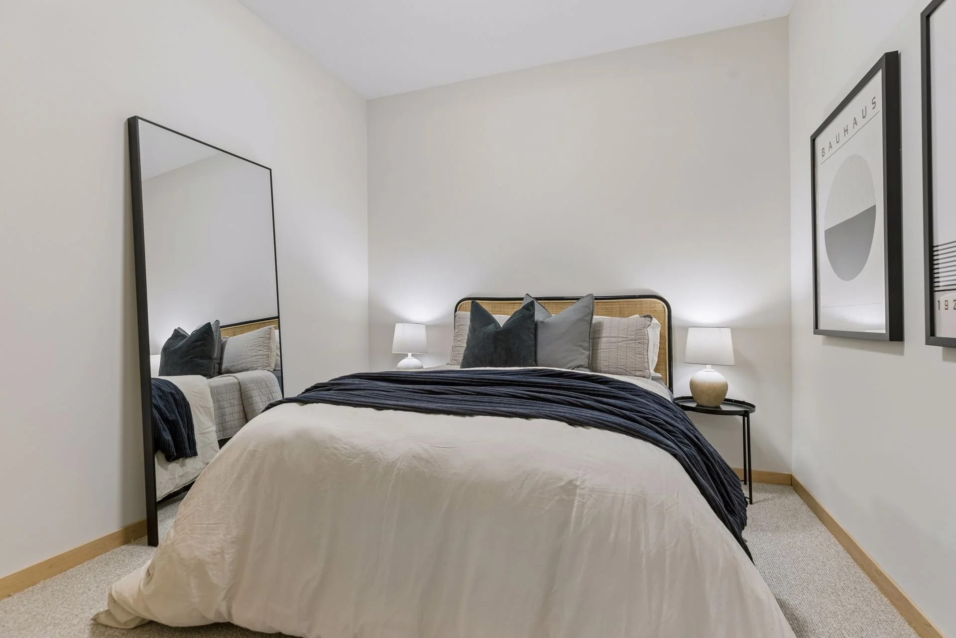 215 10th Ave S 332 - Spacecrafting - 0028.jpg