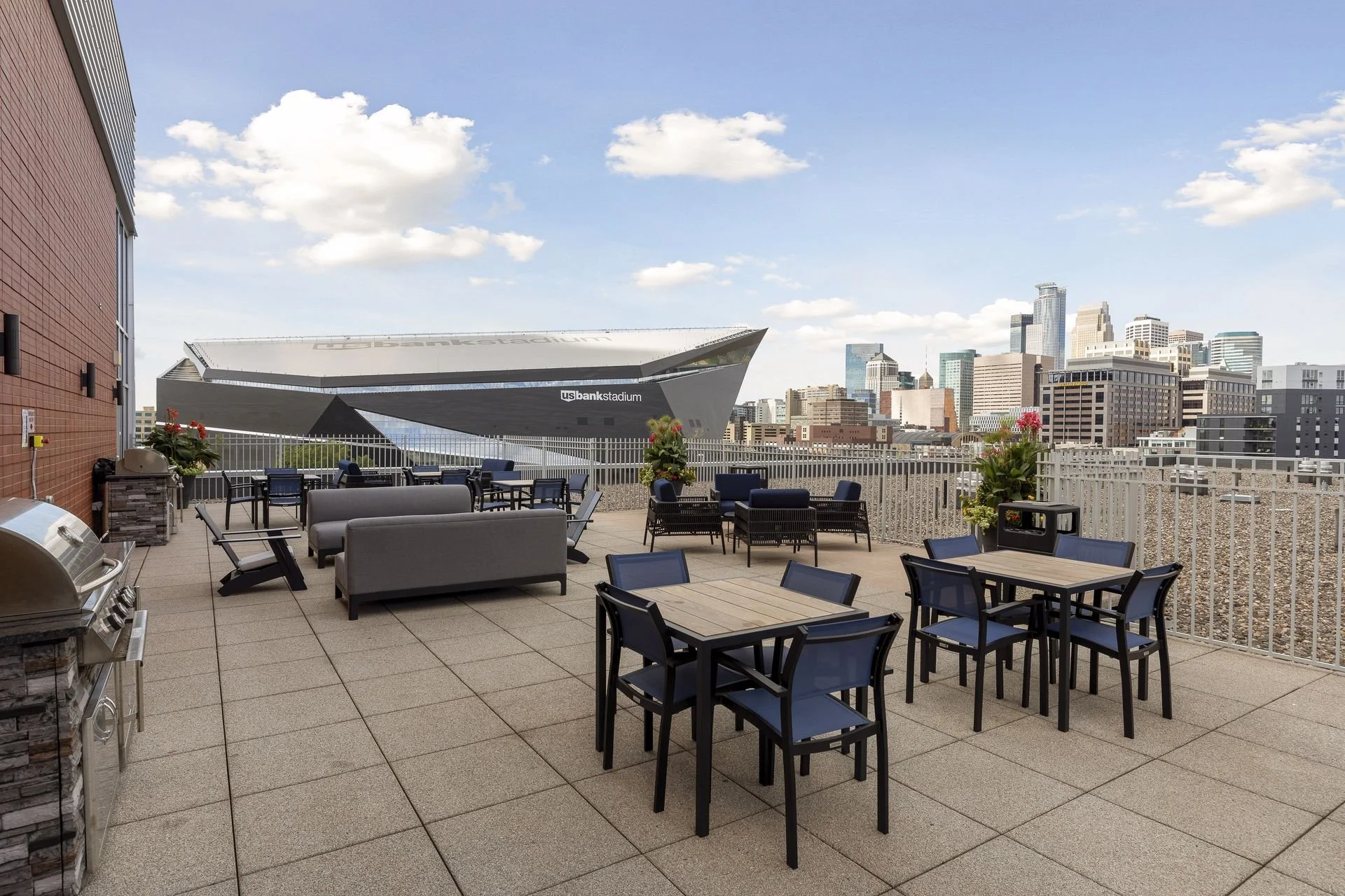 215 10th Ave S 332 - Spacecrafting - 0082.jpg