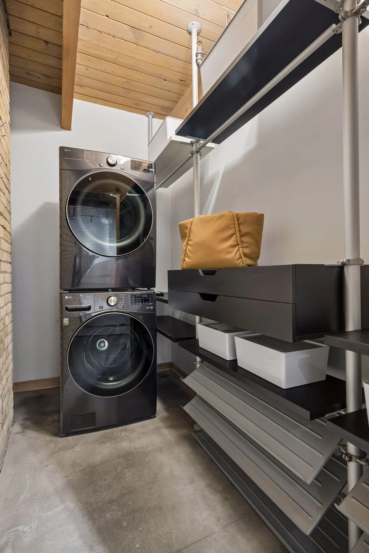 404 Washington Ave 307 - Spacecrafting - 0023.jpg