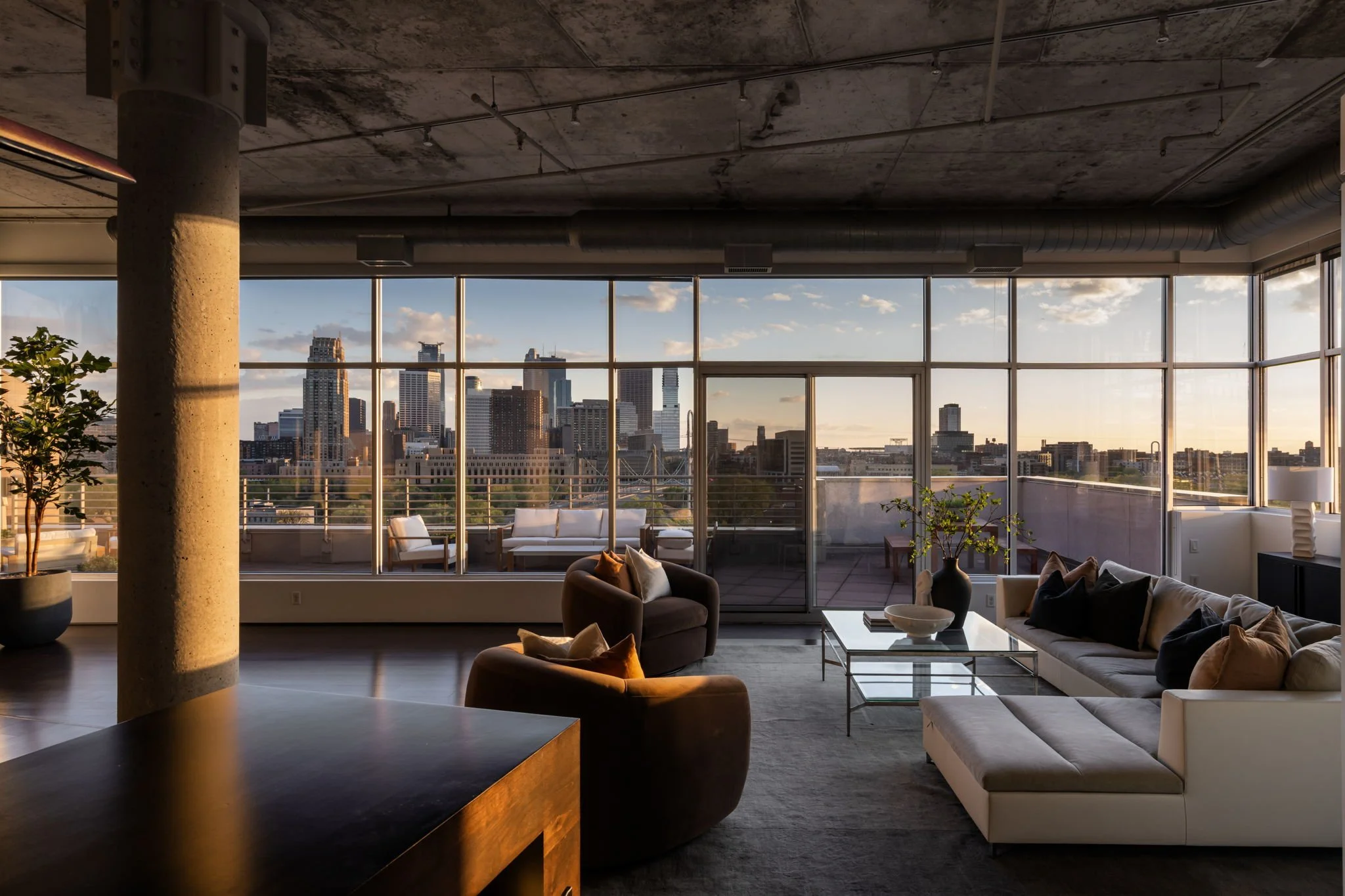 4-web-or-mls-100-ne-2nd-st-a770.jpg