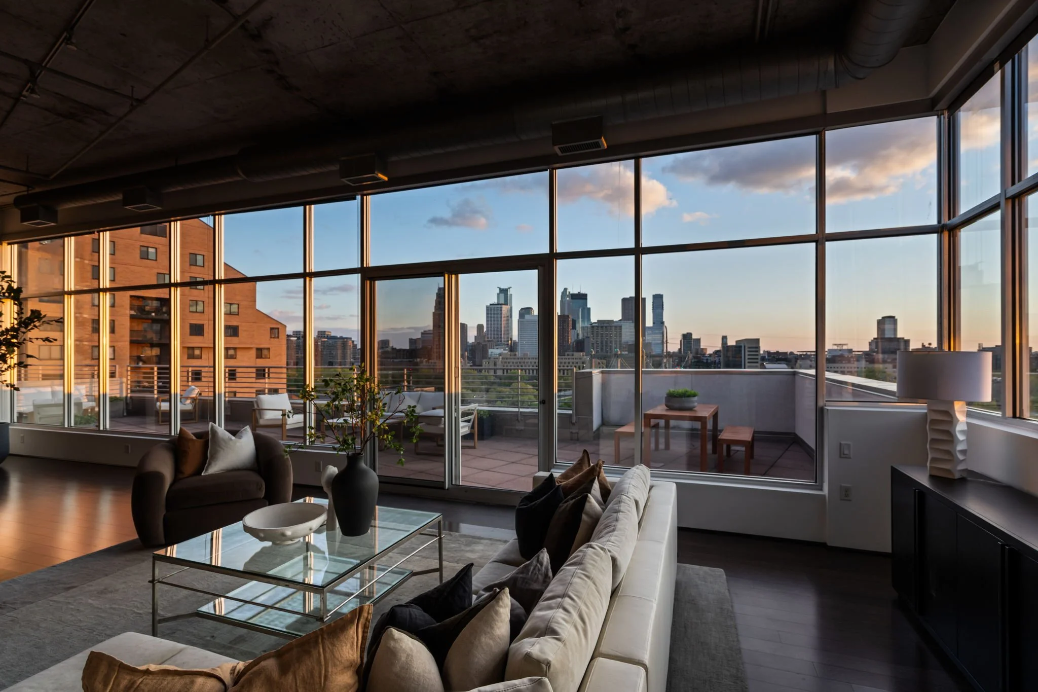 7-web-or-mls-100-ne-2nd-st-a770.jpg
