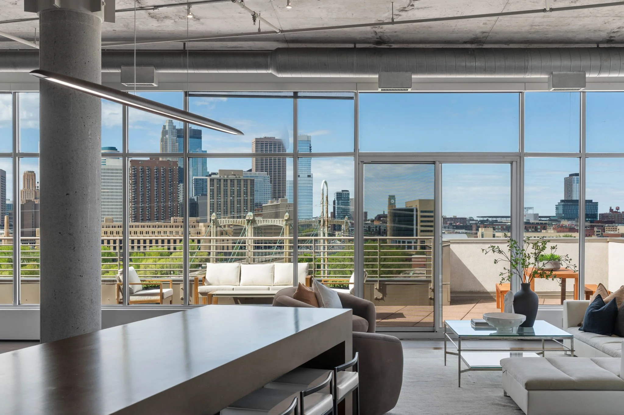 14-web-or-mls-100-ne-2nd-st-a770.jpg