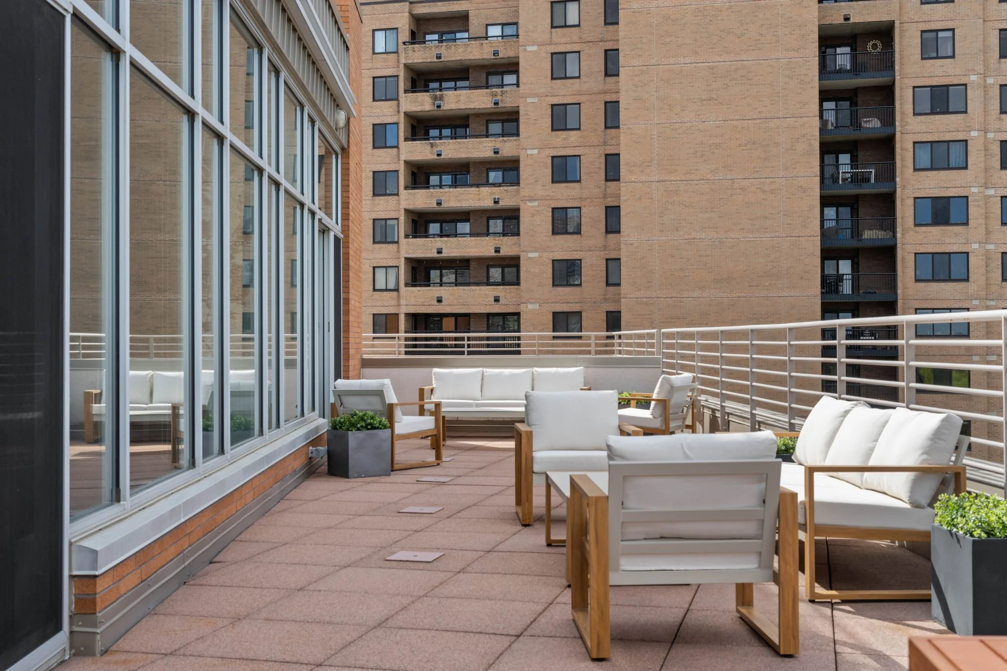 28-web-or-mls-100-ne-2nd-st-a770.jpg