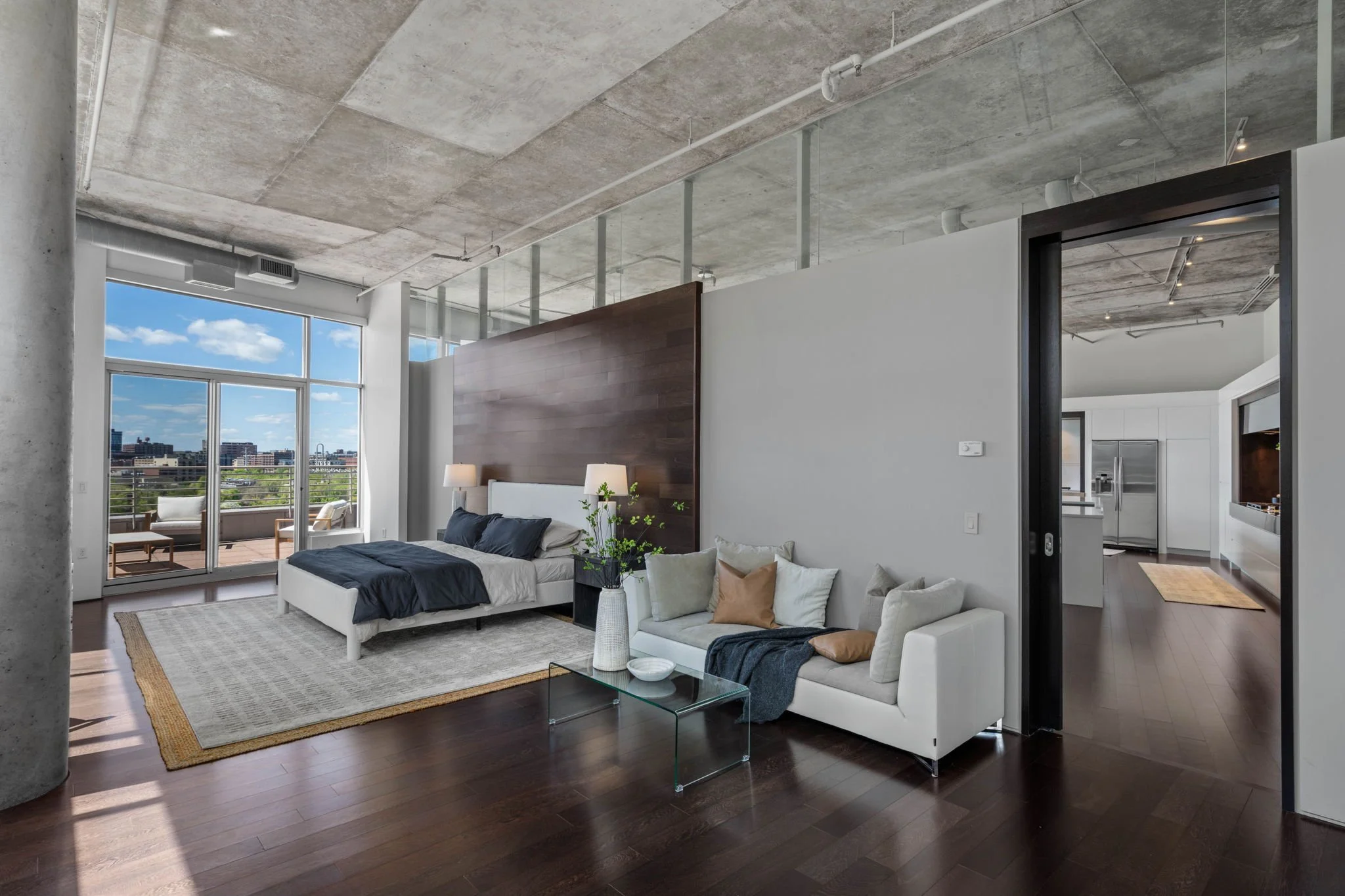 40-web-or-mls-100-ne-2nd-st-a770.jpg