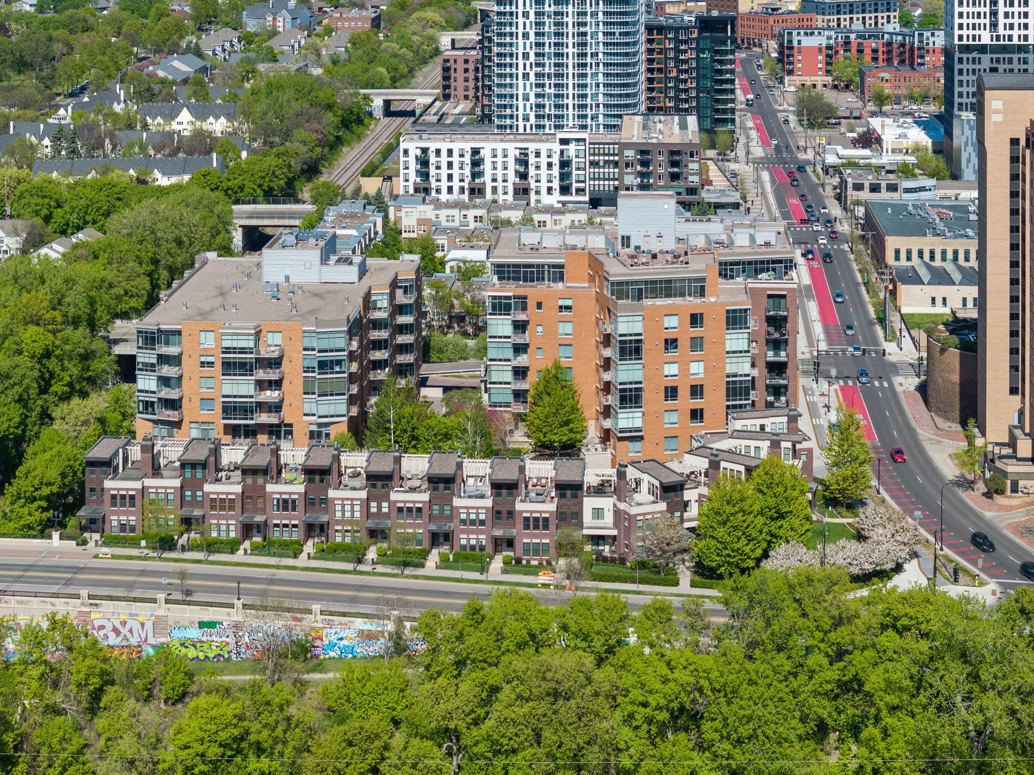 63-web-or-mls-100-ne-2nd-st-a770.jpg