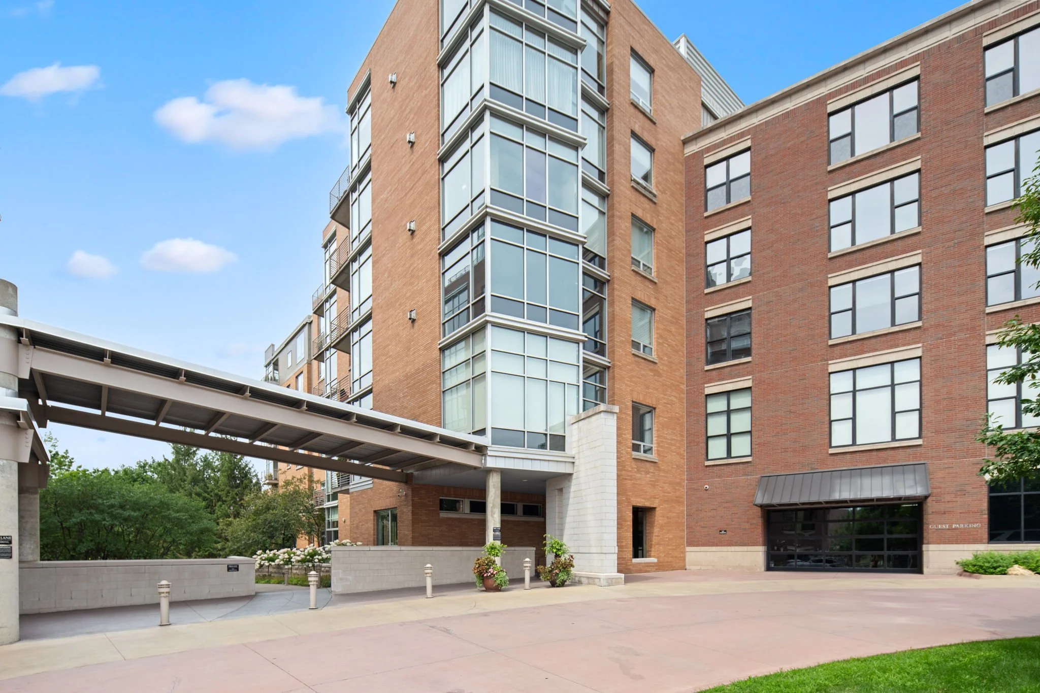 74-web-or-mls-100-ne-2nd-st-a770.jpg