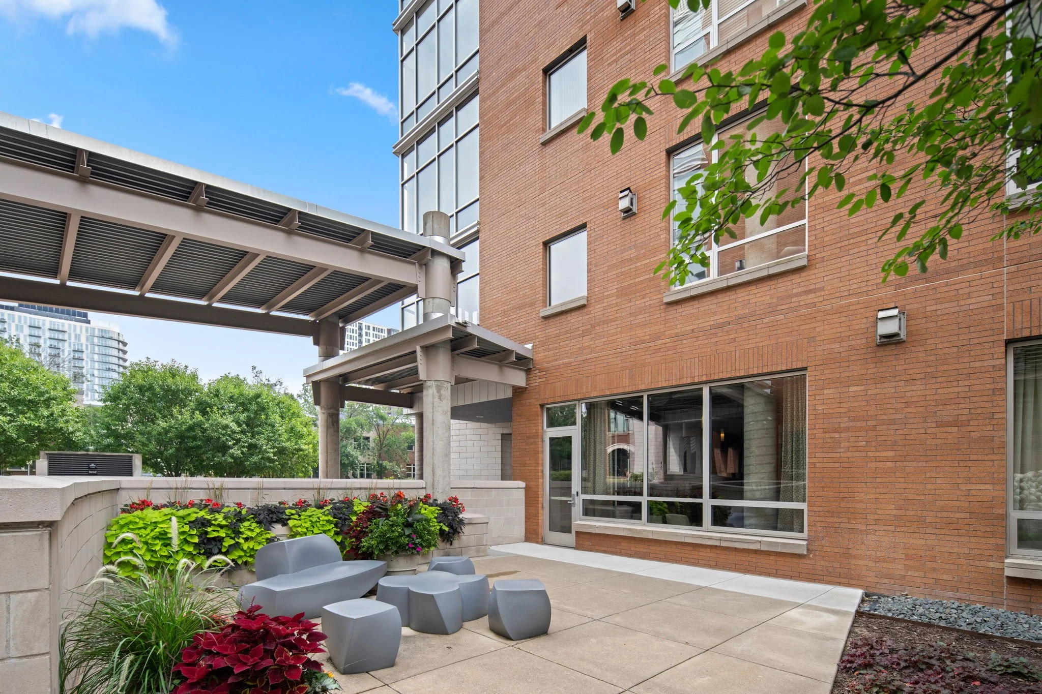 77-web-or-mls-100-ne-2nd-st-a770.jpg