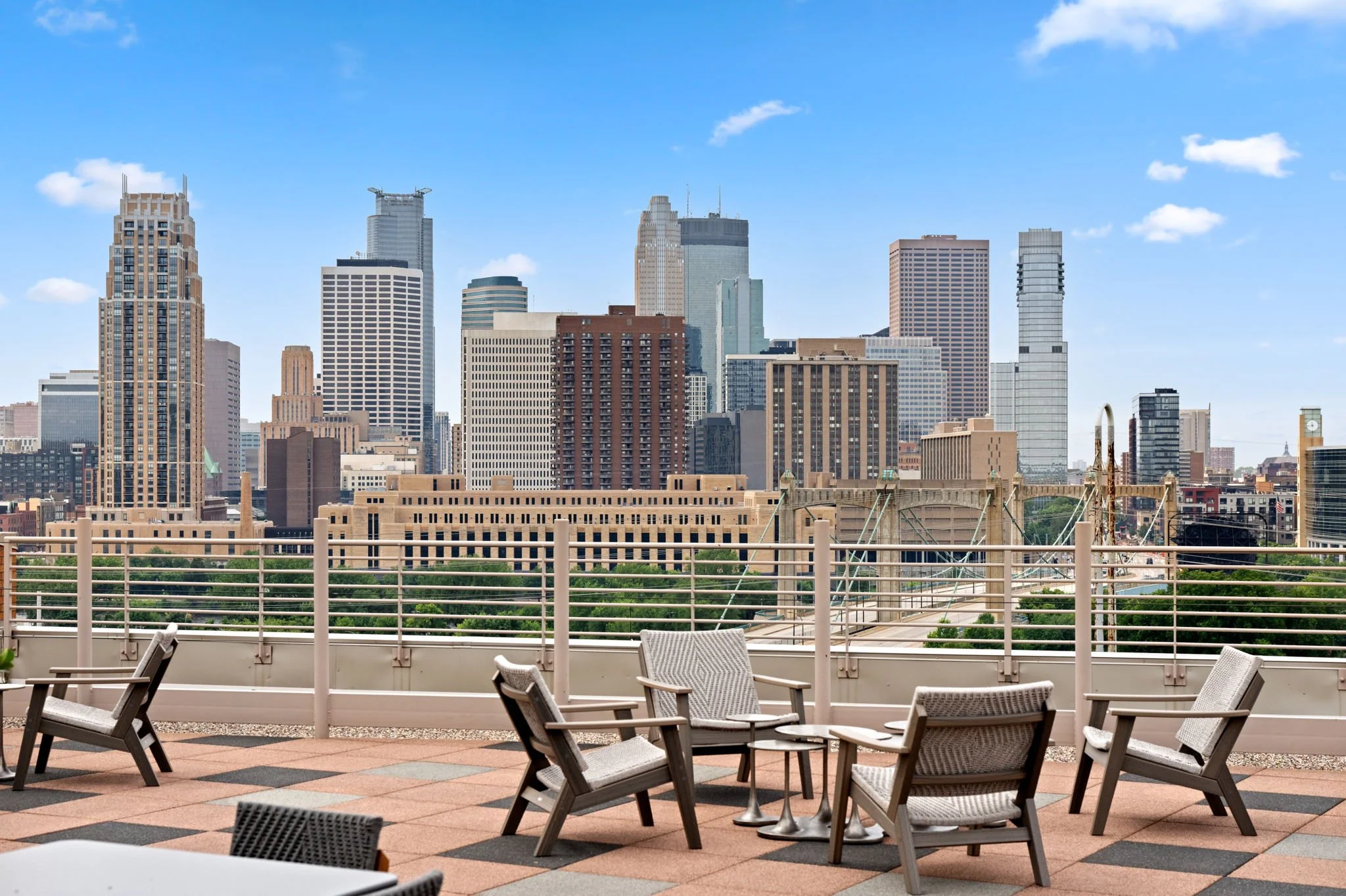 83-web-or-mls-100-ne-2nd-st-a770.jpg