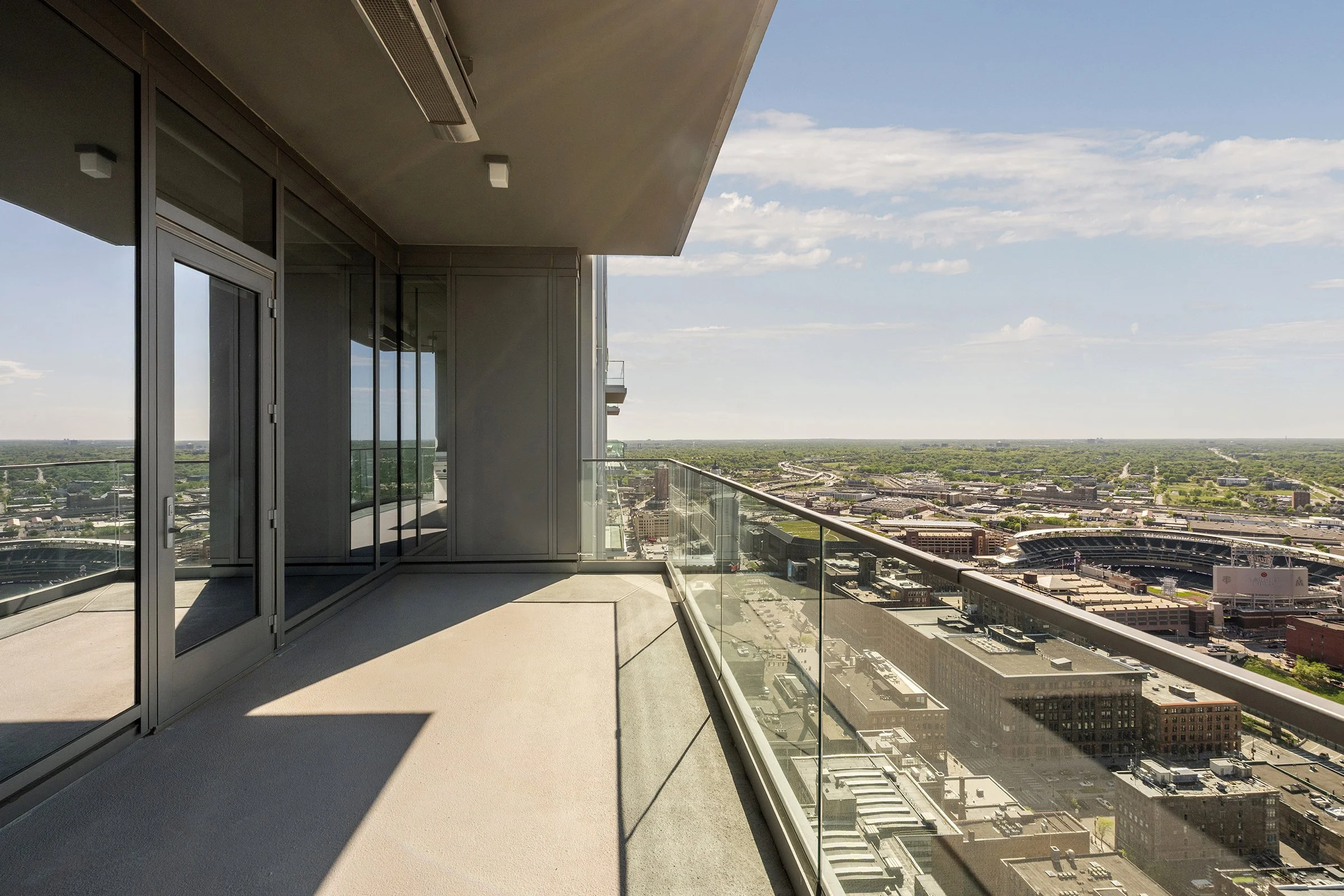 Cindy Froid - 255 Hennepin Ave, #3404 - 050.jpg