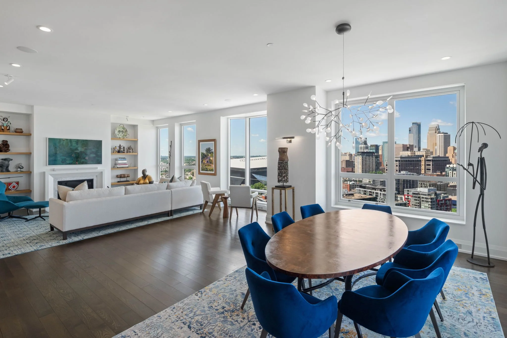 22-web-or-mls-1111-w-river-pkwy-24a.jpg