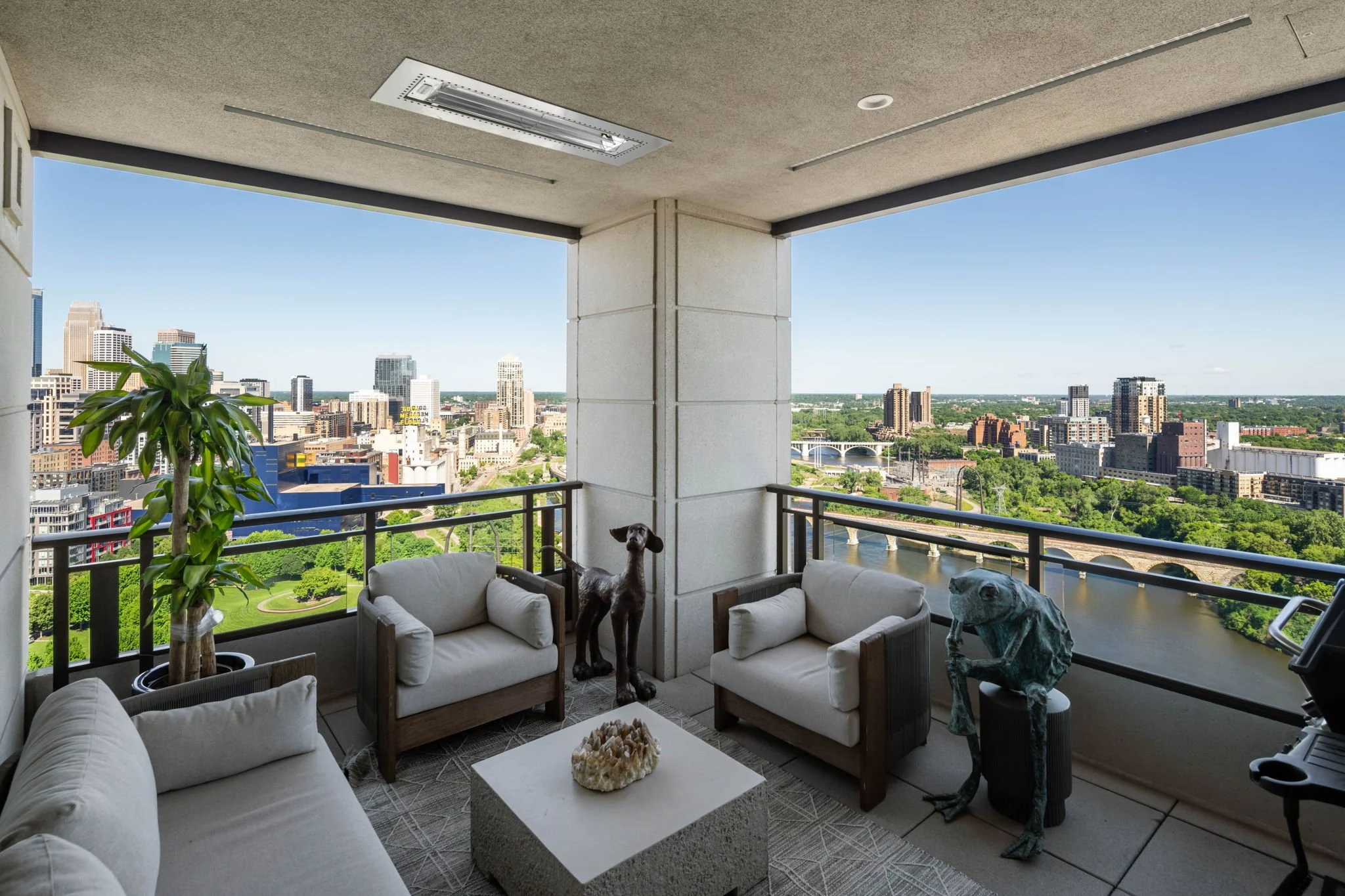 25-web-or-mls-1111-w-river-pkwy-24a.jpg