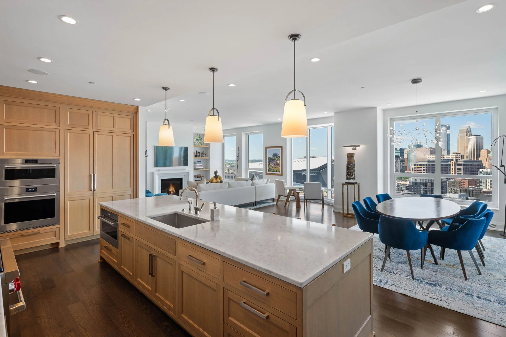 38-web-or-mls-1111-w-river-pkwy-24a.jpg