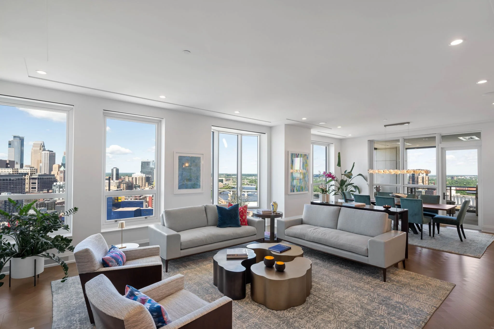 12-web-or-mls-1111-w-river-pkwy-25a.jpg