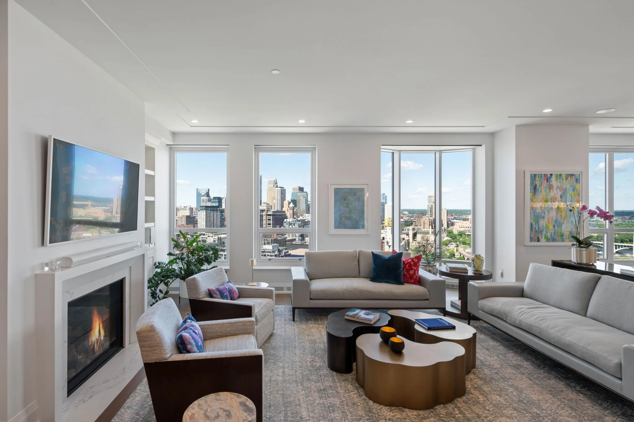 13-web-or-mls-1111-w-river-pkwy-25a.jpg