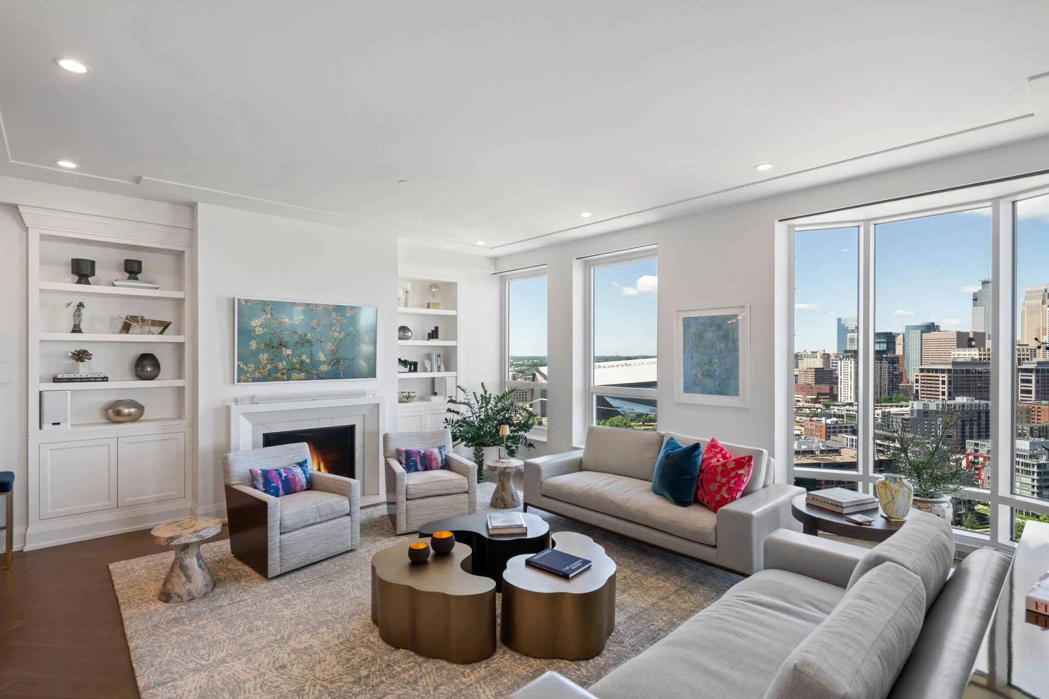 14-web-or-mls-1111-w-river-pkwy-25a.jpg