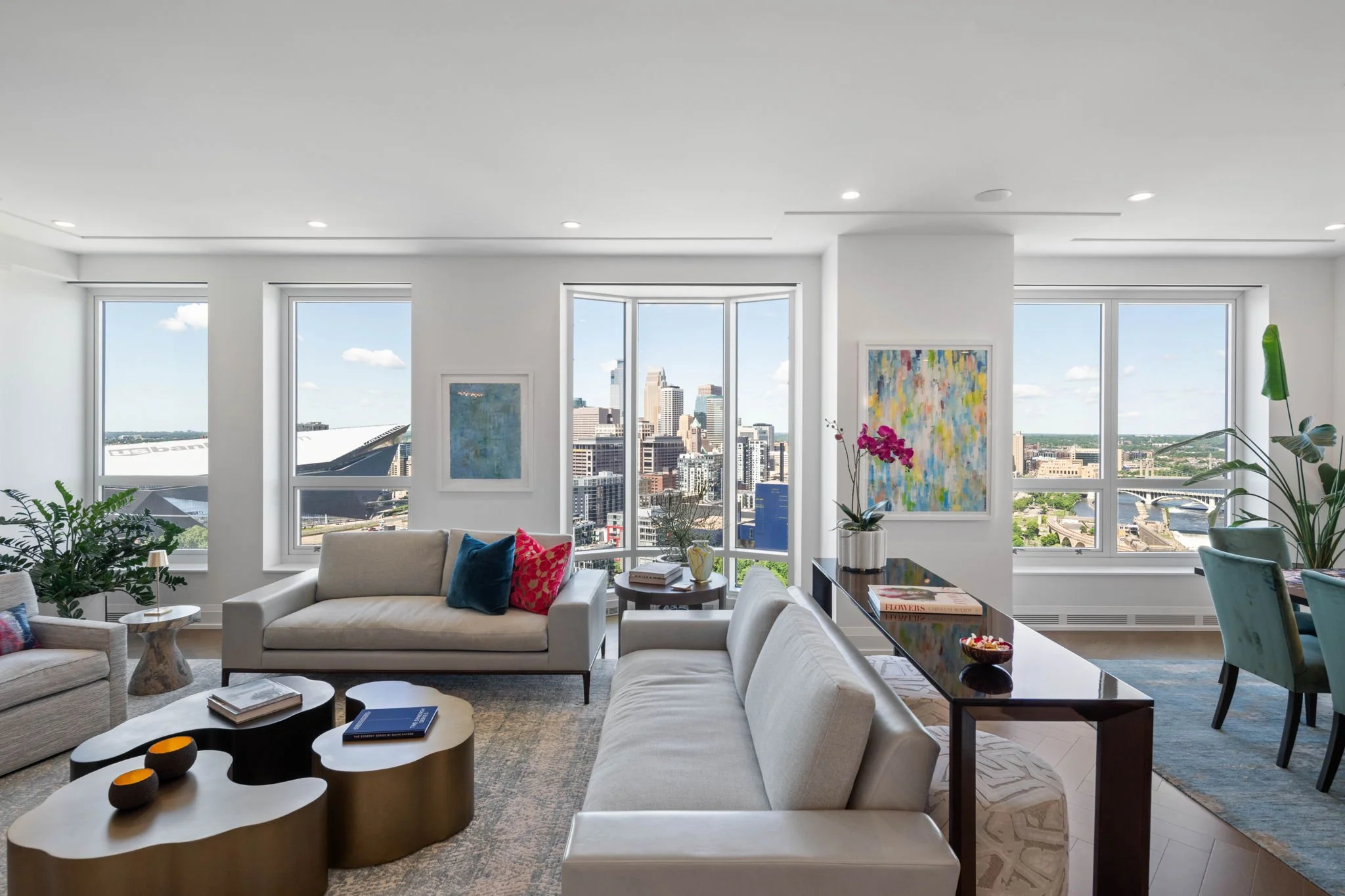 18-web-or-mls-1111-w-river-pkwy-25a.jpg