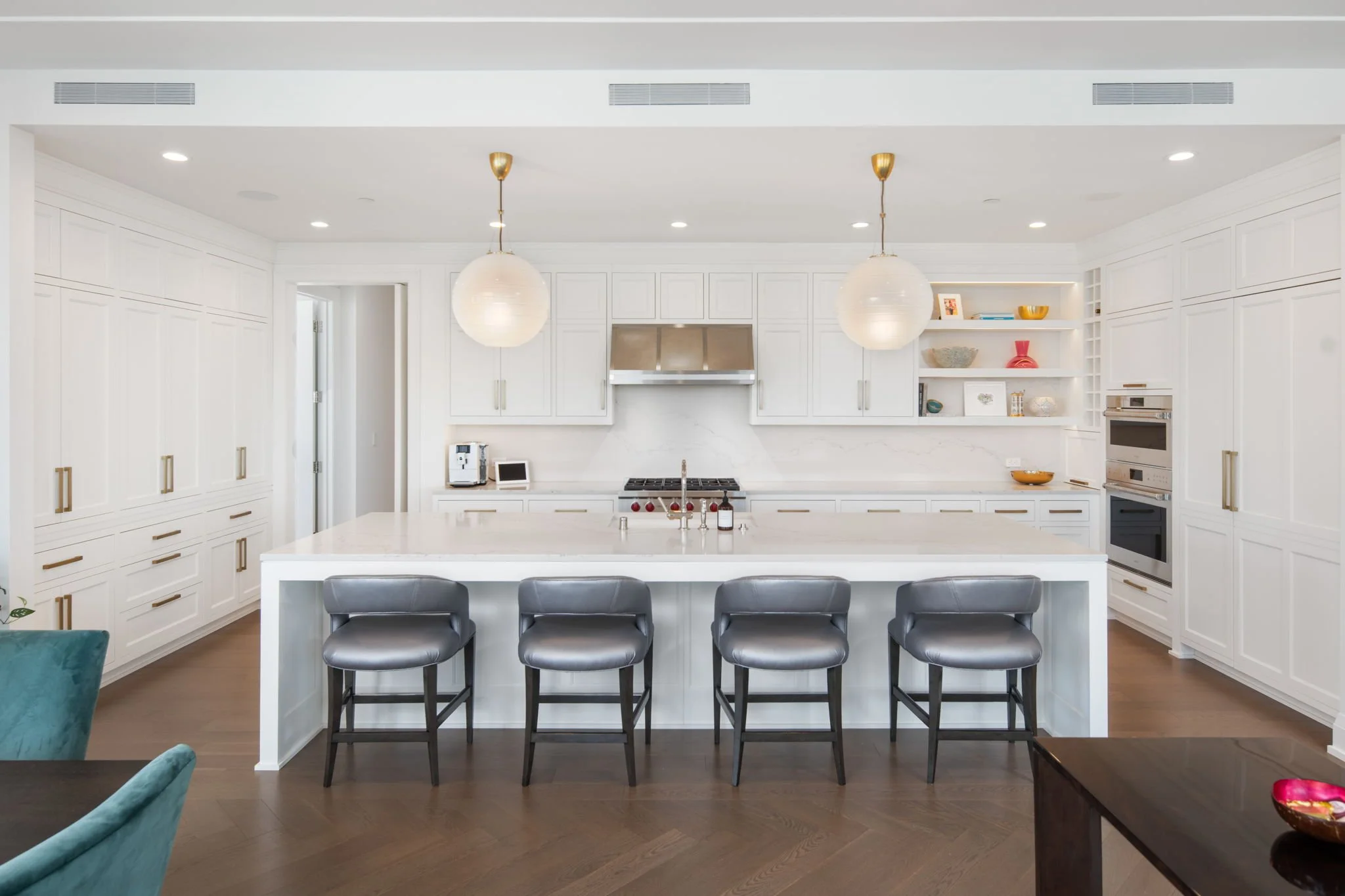 22-web-or-mls-1111-w-river-pkwy-25a.jpg