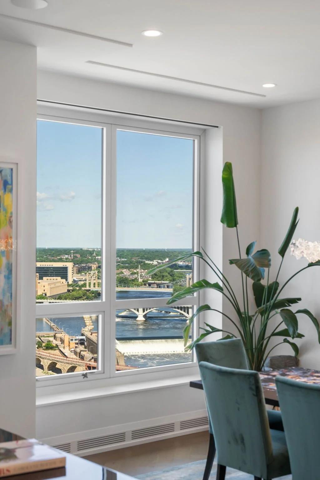 30-web-or-mls-1111-w-river-pkwy-25a.jpg