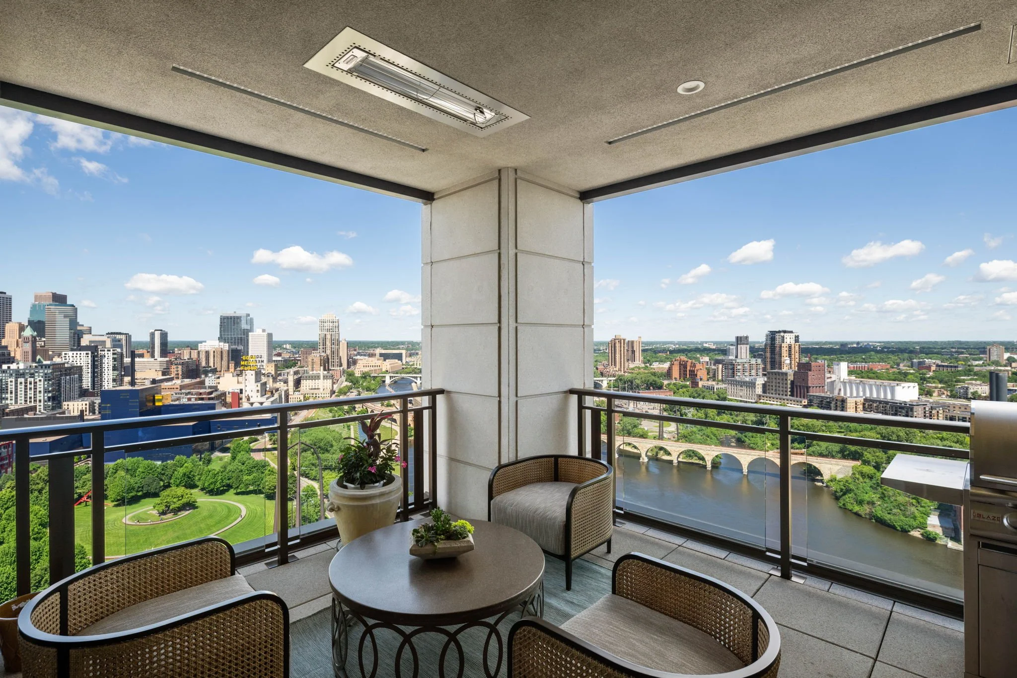 33-web-or-mls-1111-w-river-pkwy-25a.jpg
