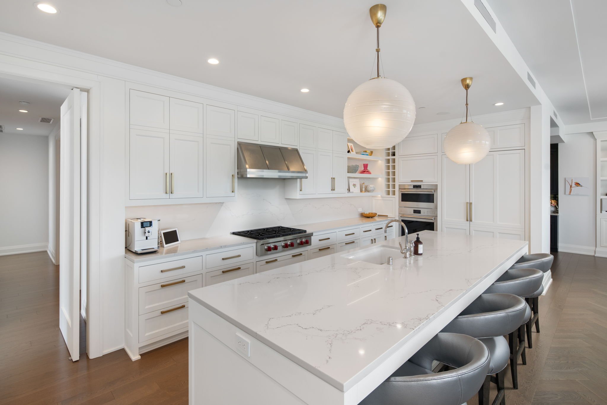48-web-or-mls-1111-w-river-pkwy-25a.jpg