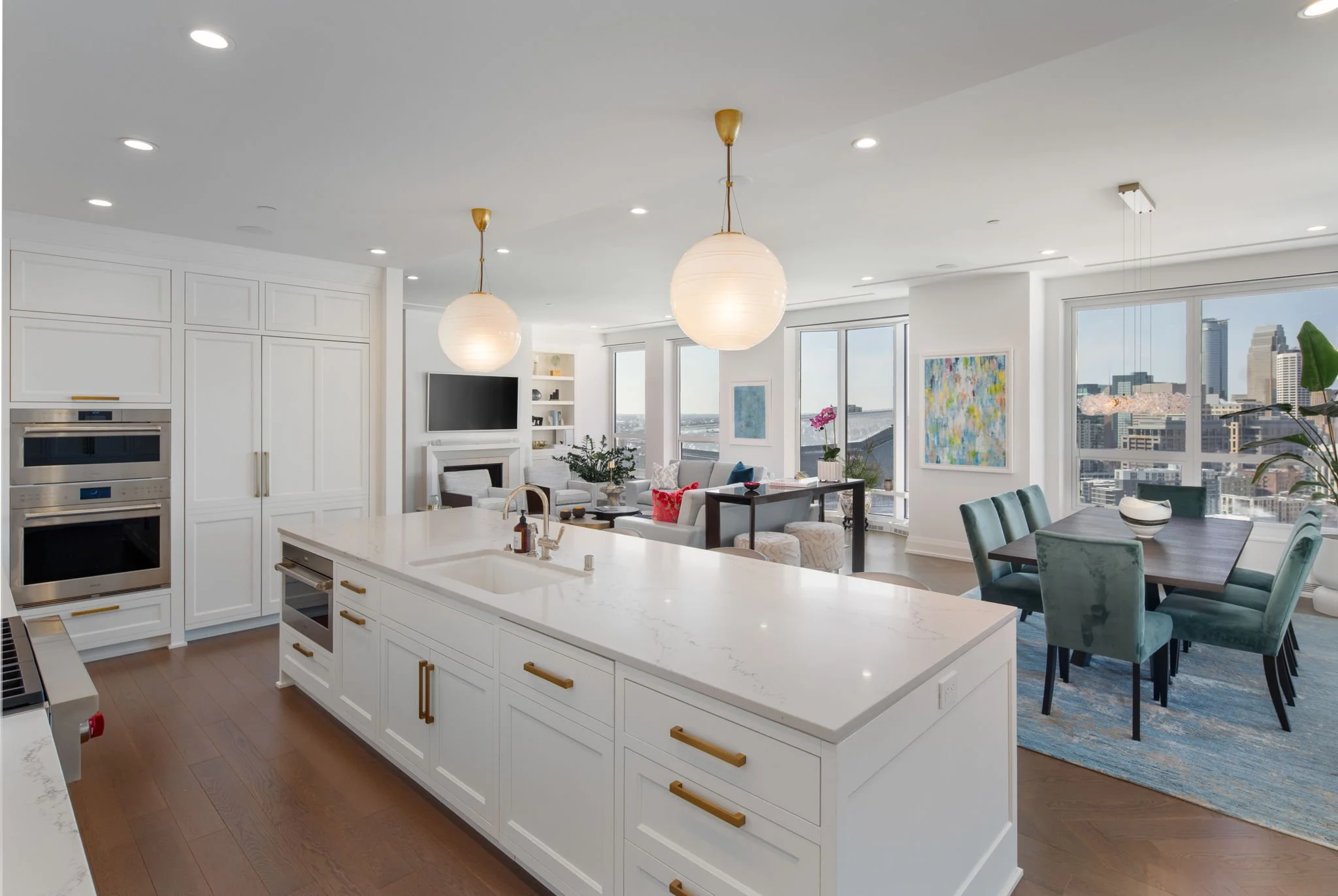 49-web-or-mls-1111-w-river-pkwy-25a.jpg