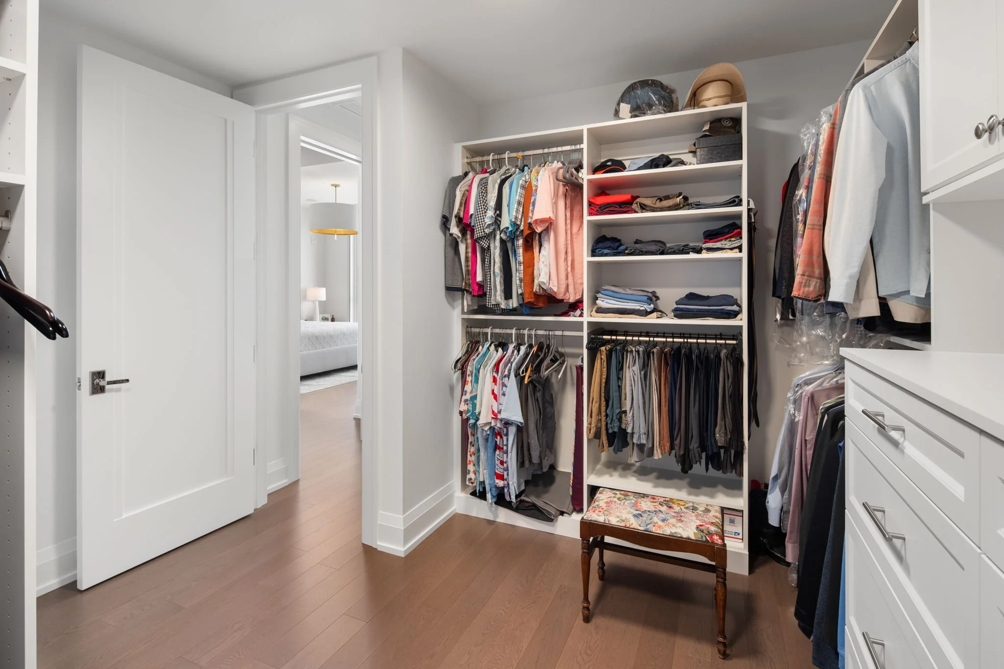 51-77-web-or-mls-1111-w-river-pkwy-25a.jpg