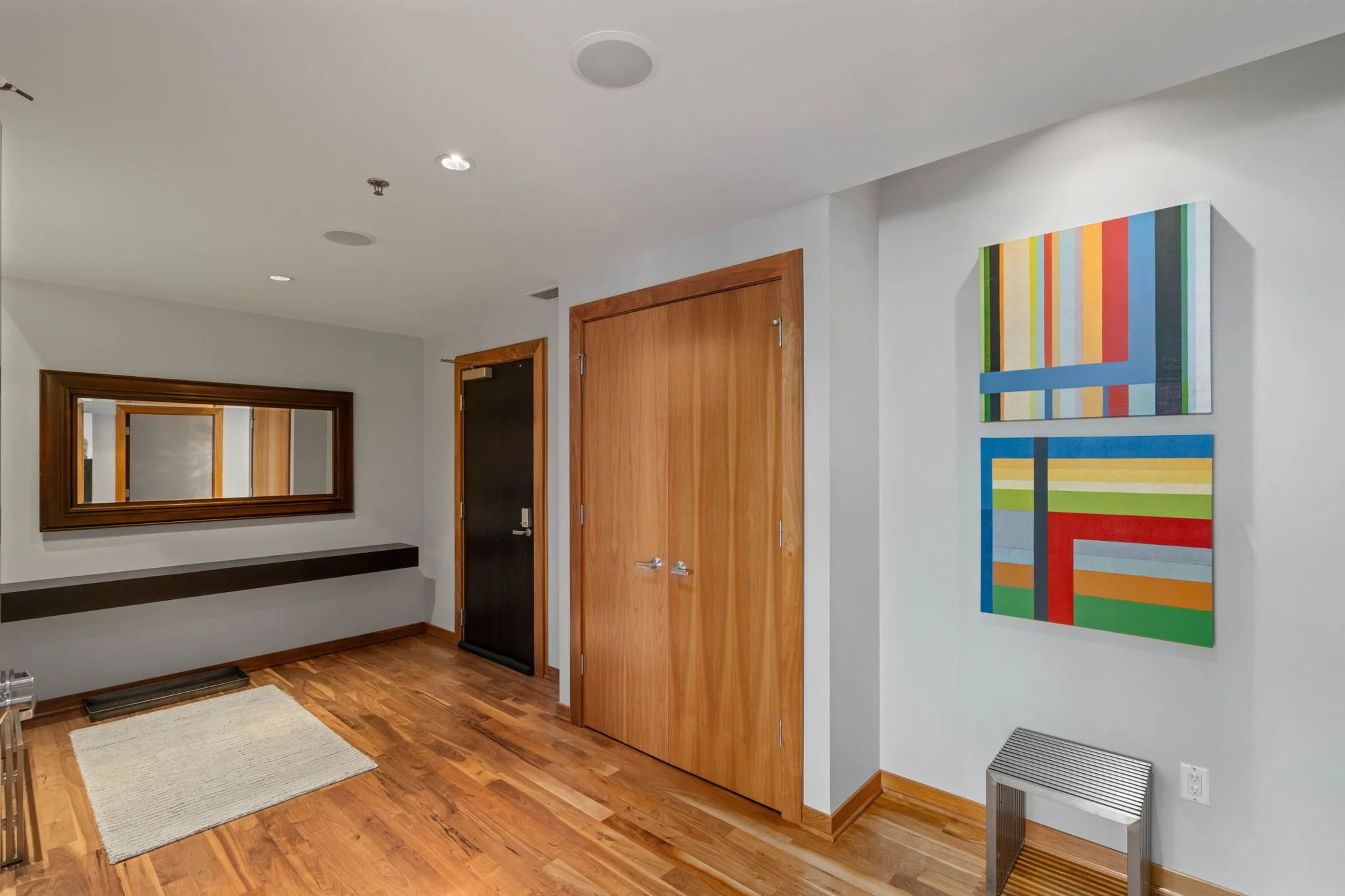 27-web-or-mls-215-10th-ave-s-910.jpg