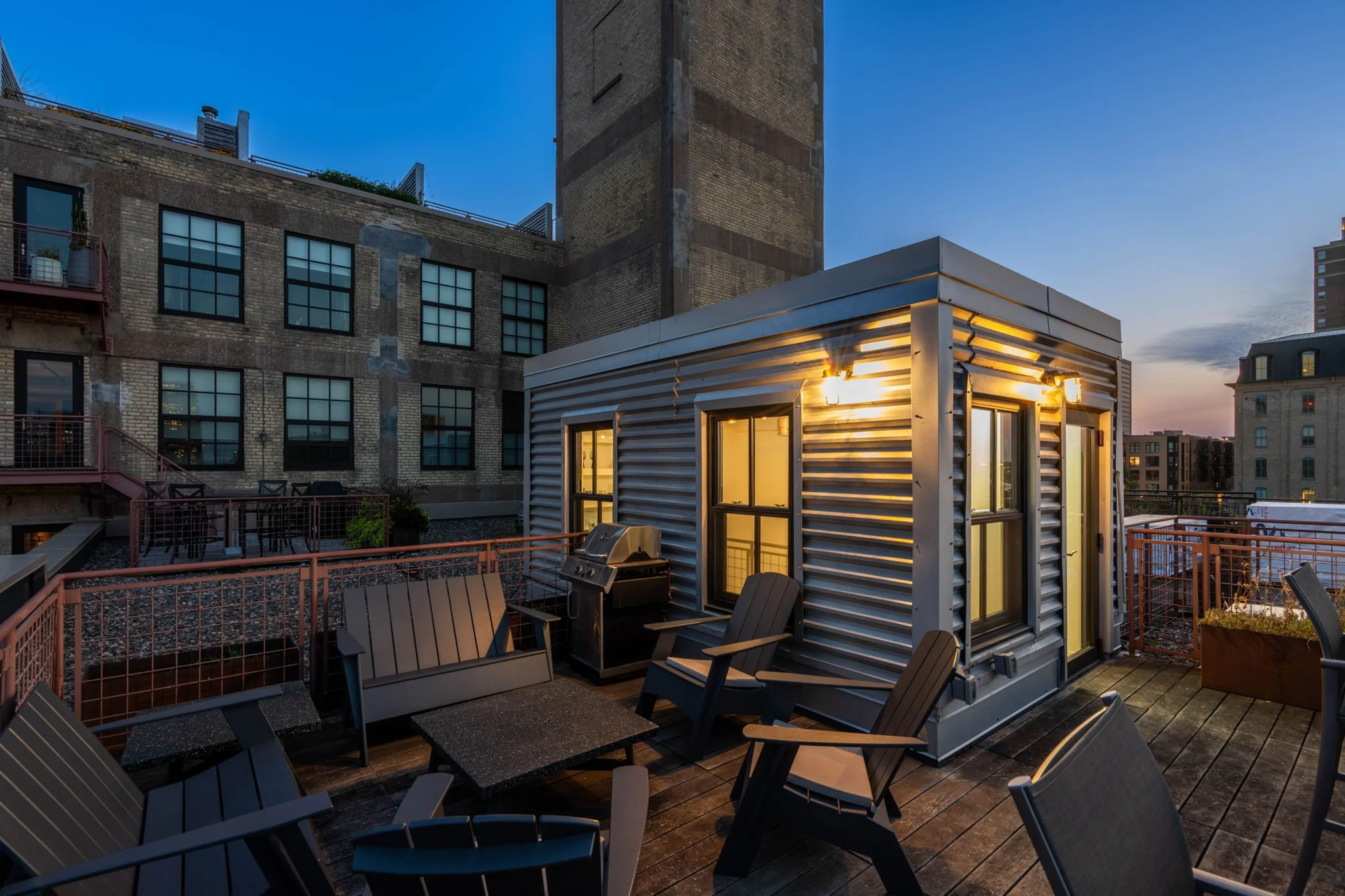 5-web-or-mls-117-portland-ave-302.jpg