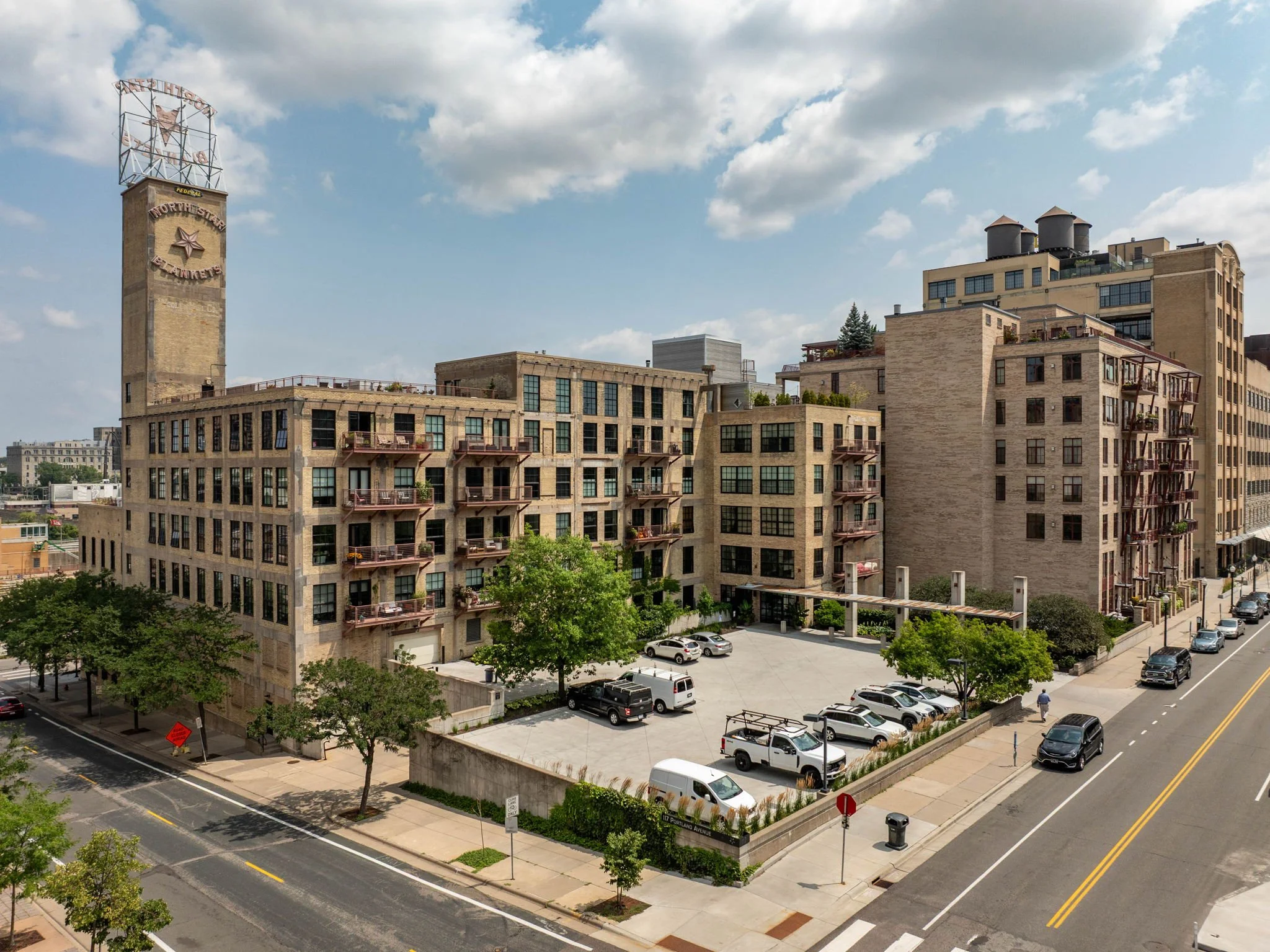 10-web-or-mls-117-portland-ave-302.jpg