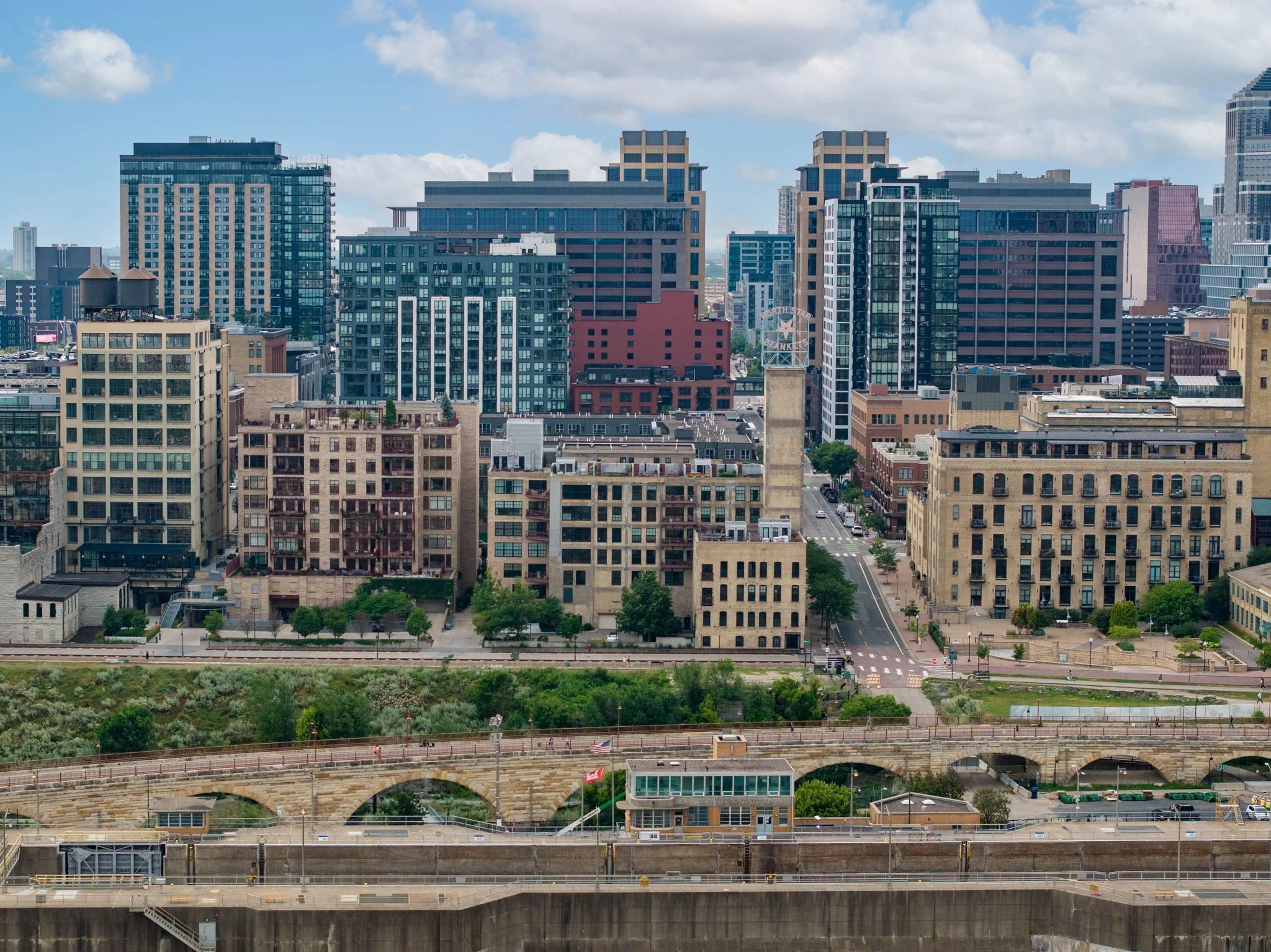 13-web-or-mls-117-portland-ave-302.jpg