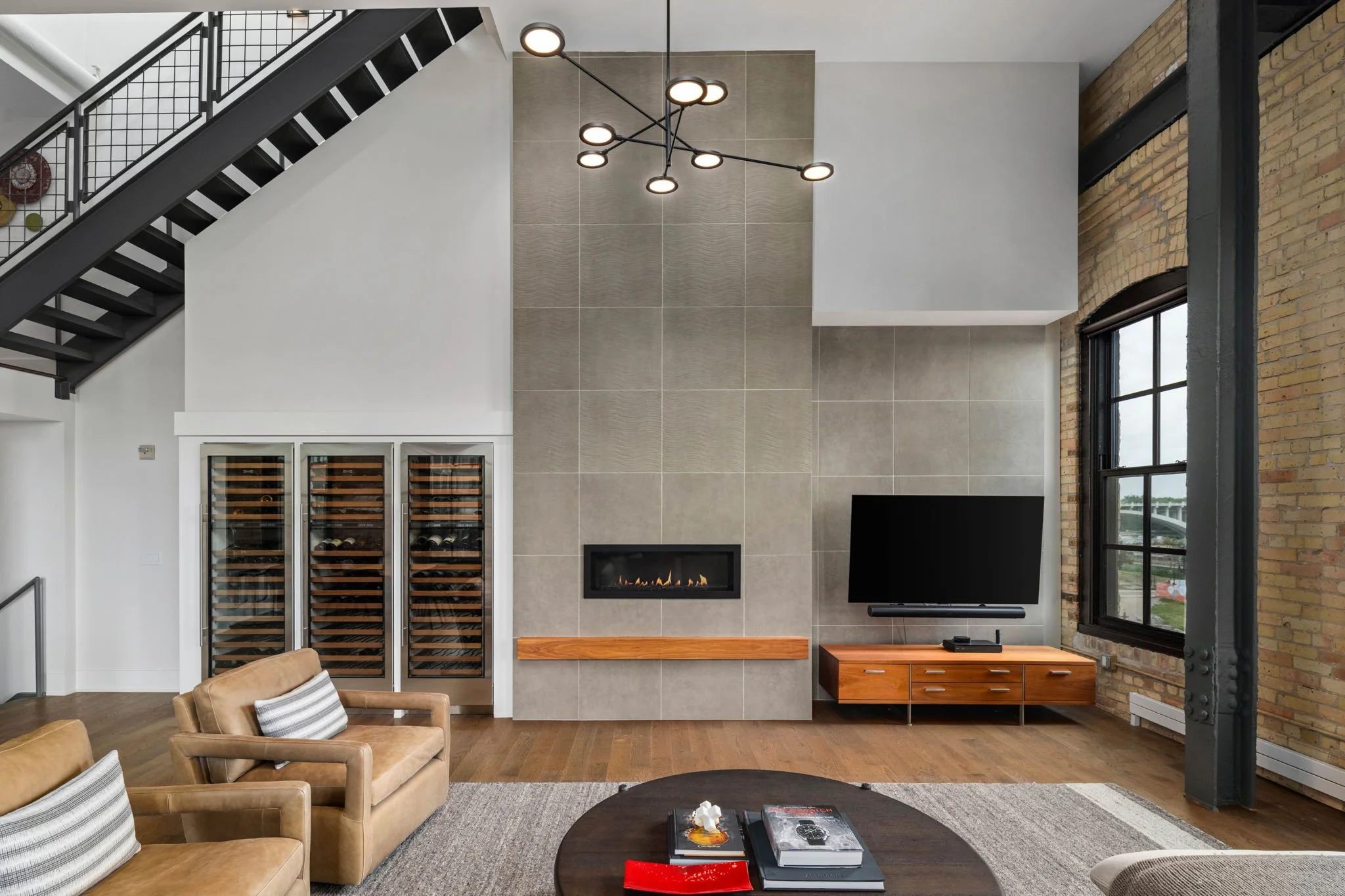 16-web-or-mls-117-portland-ave-302.jpg