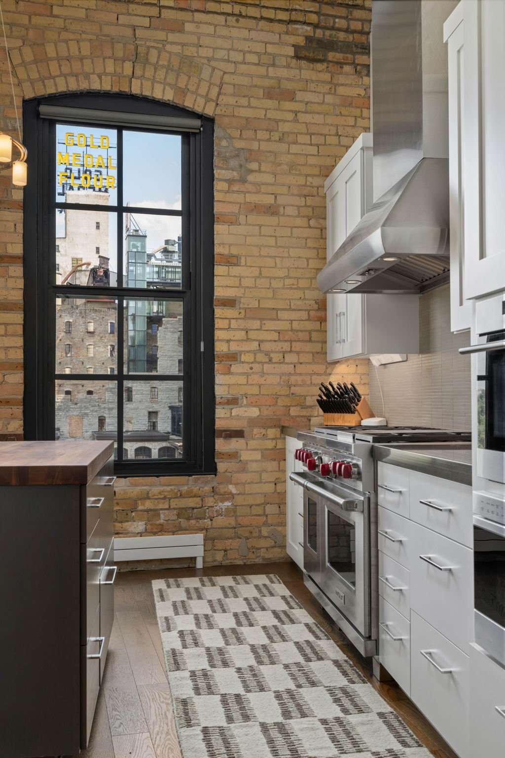 28-web-or-mls-117-portland-ave-302.jpg