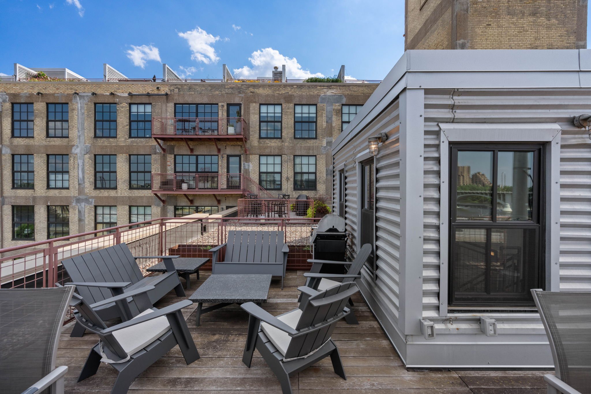 45-web-or-mls-117-portland-ave-302.jpg