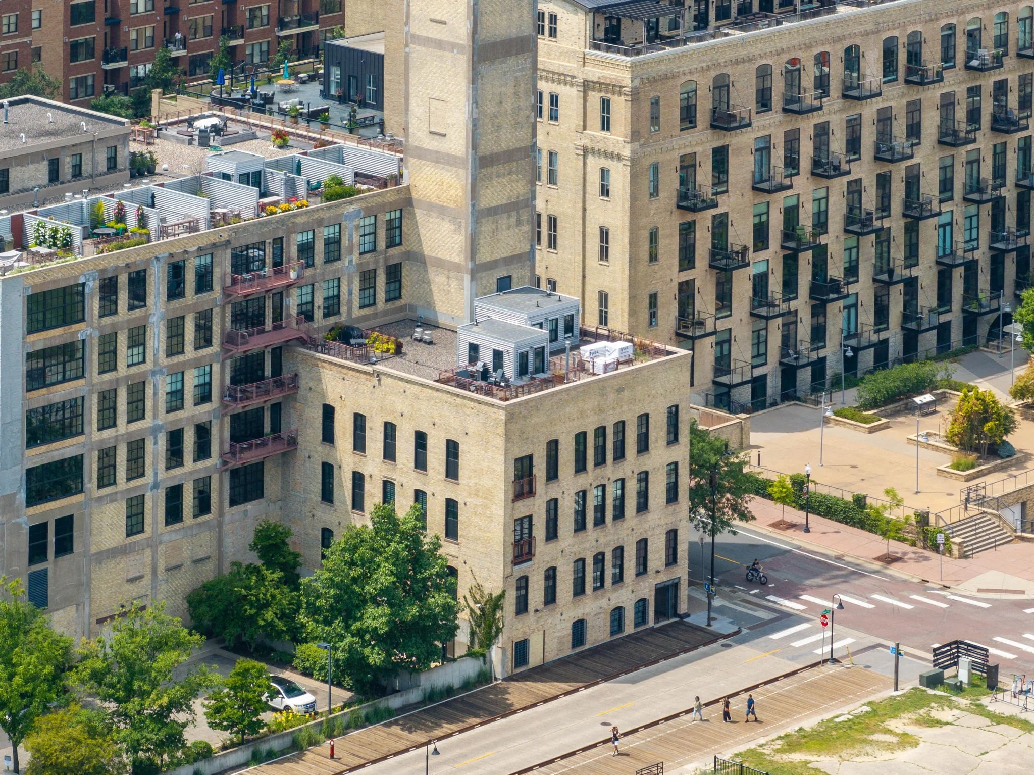 50-web-or-mls-117-portland-ave-302.jpg