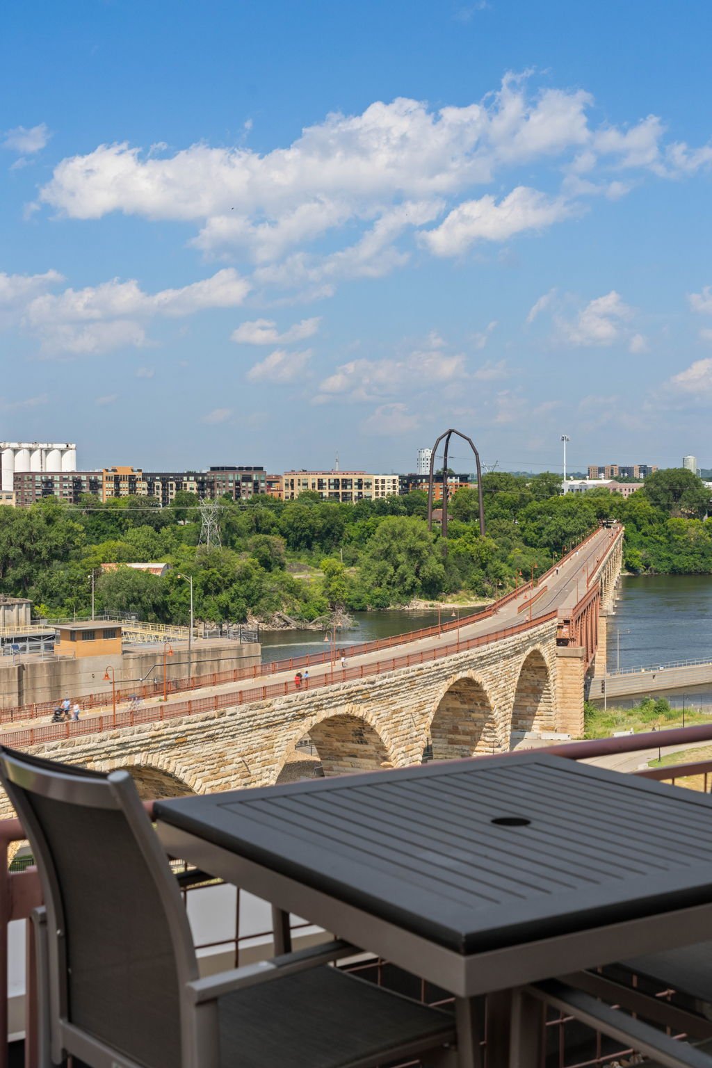 57-web-or-mls-117-portland-ave-302.jpg