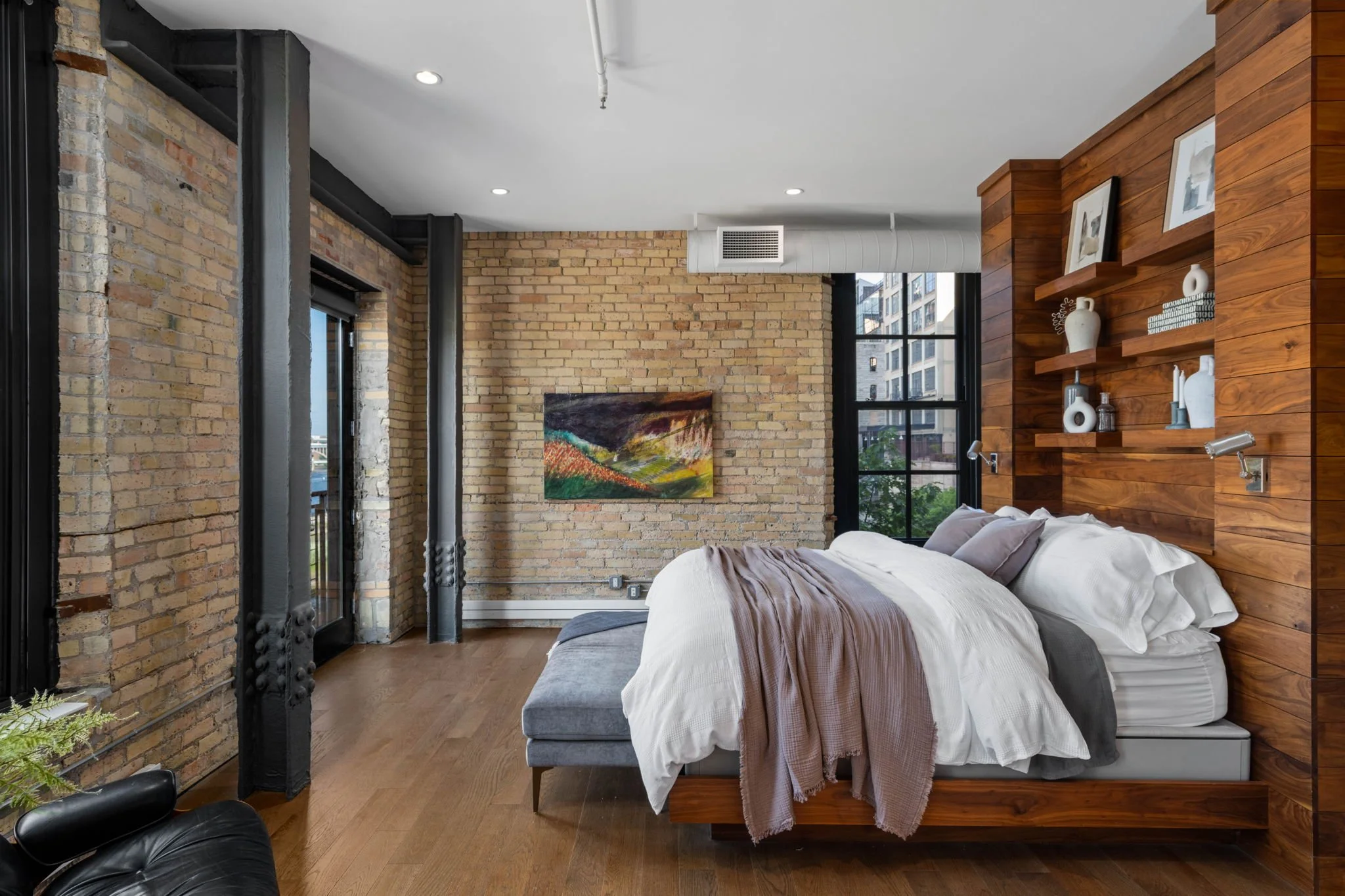81-web-or-mls-117-portland-ave-302.jpg