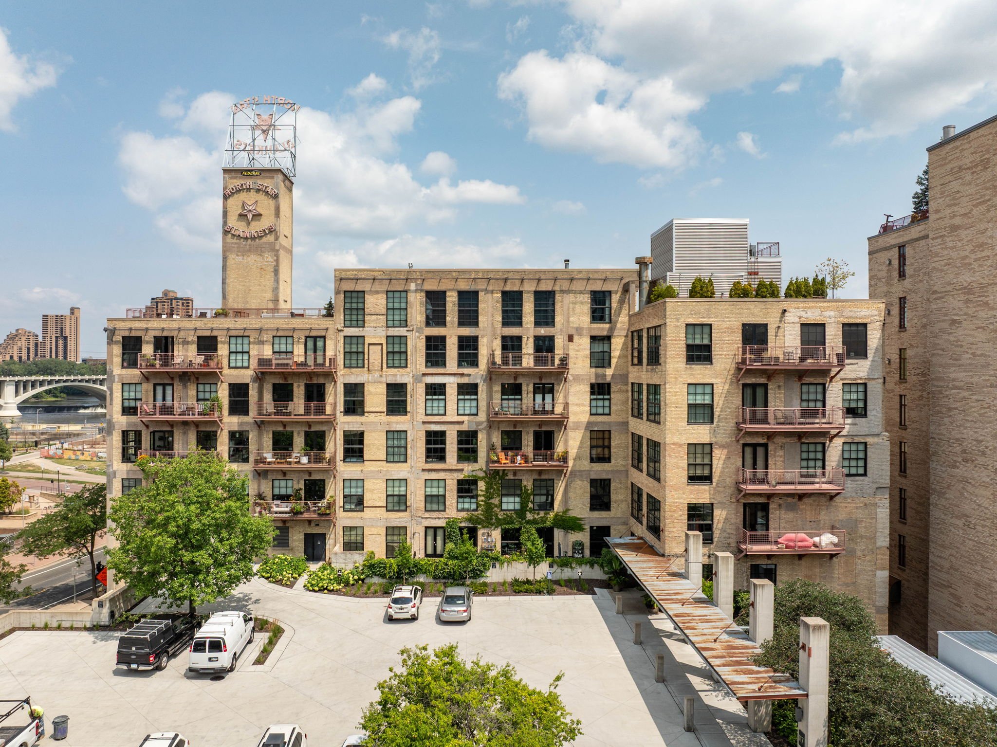 88-web-or-mls-117-portland-ave-302.jpg