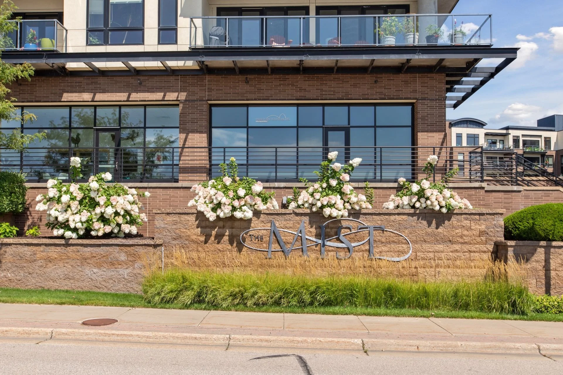The Mist on Lake Minnetonka #S302 | Lake Minnetonka | $700,000 | Pending