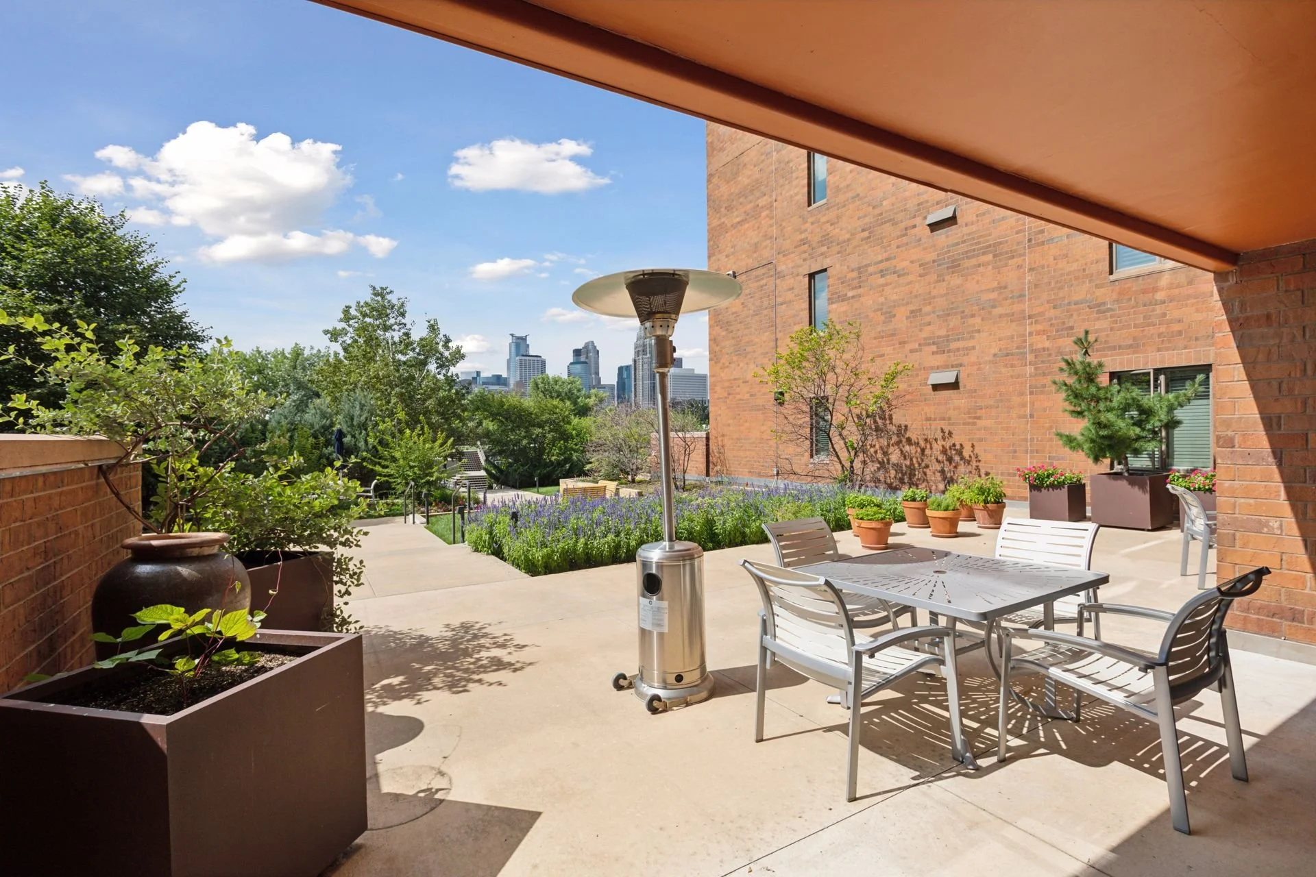 100 2nd Street SE #406- Spacecrafting - 0066.jpg