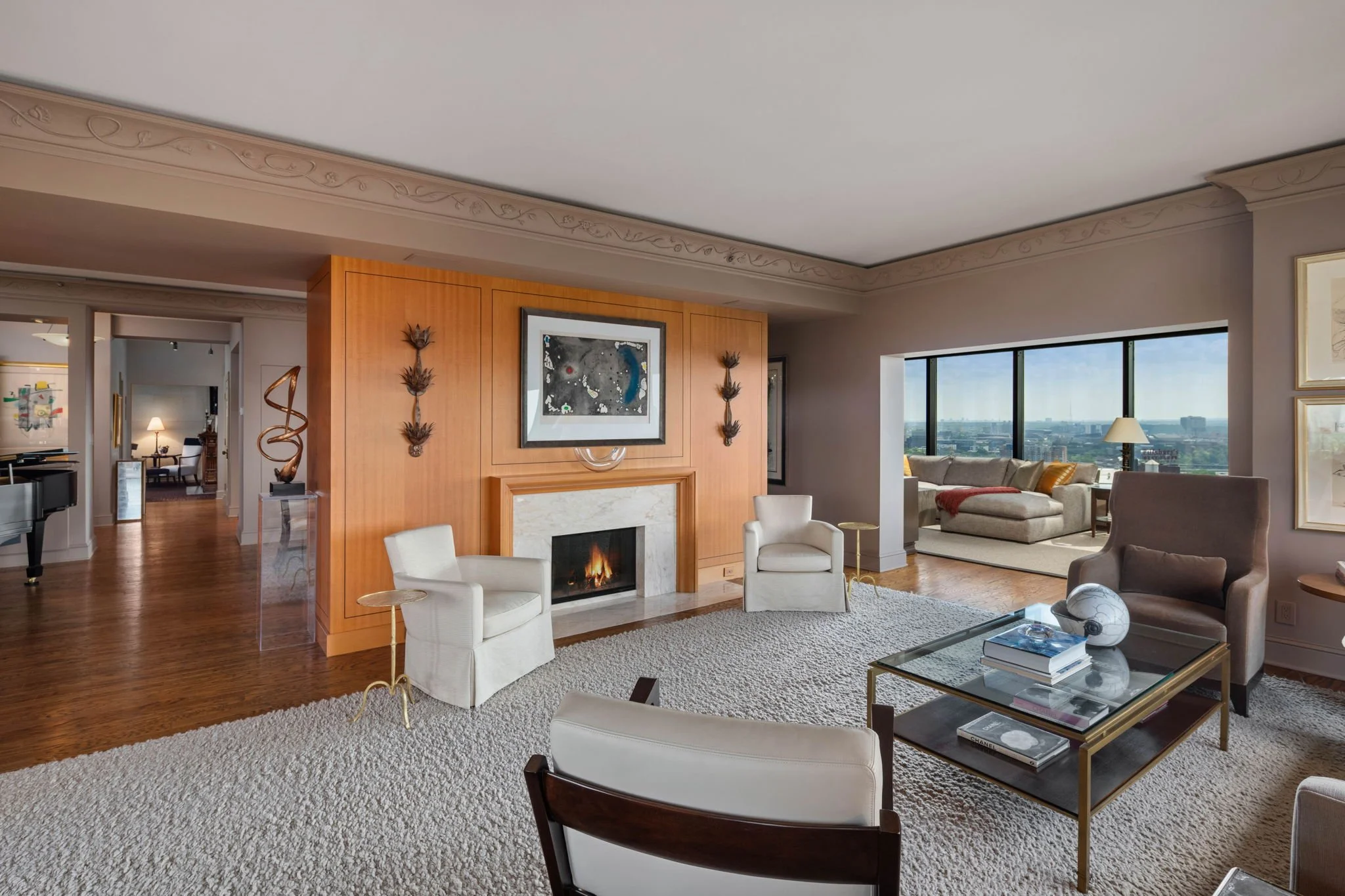 2-web-or-mls-110-bank-st-se-l2801.jpg