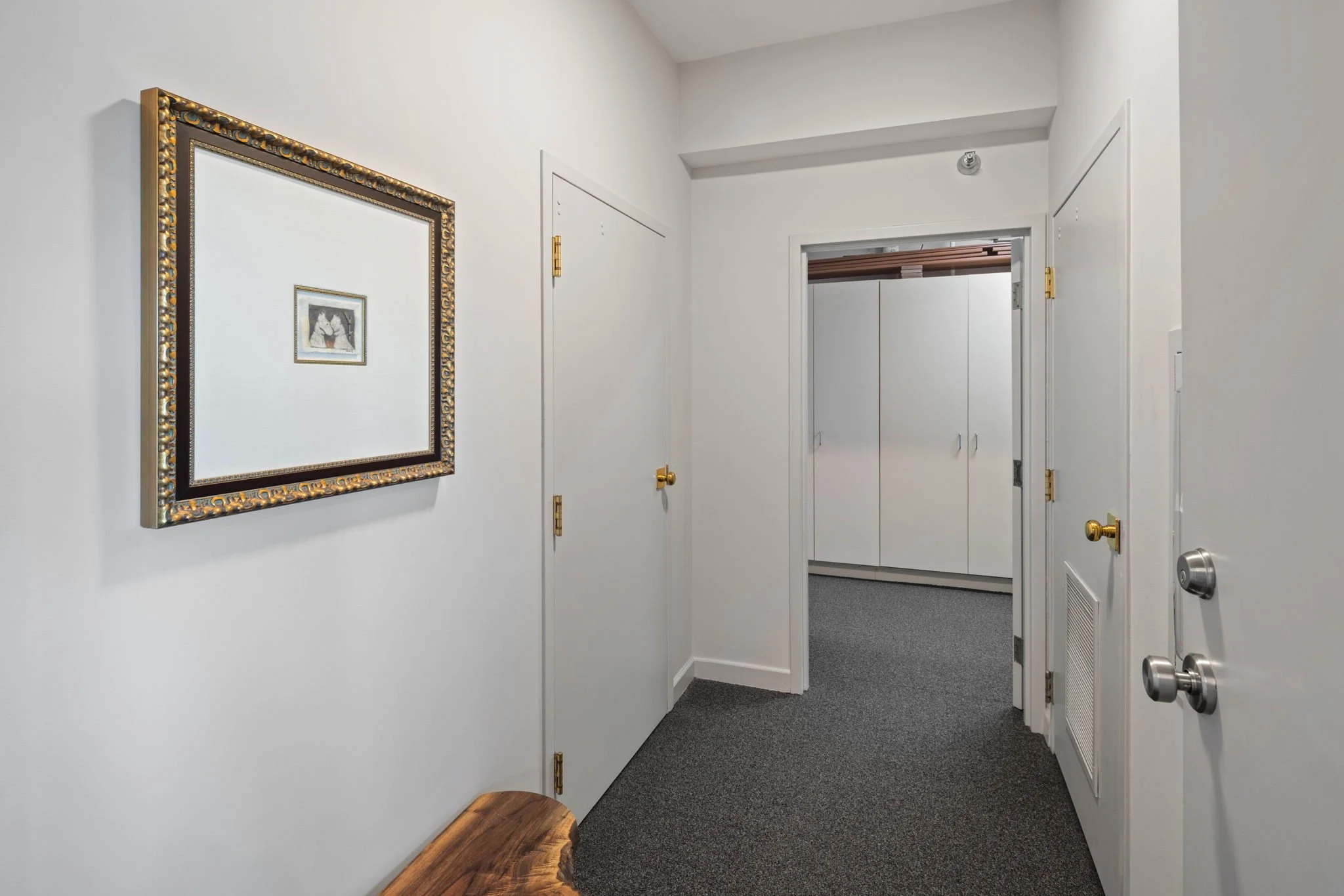 38-web-or-mls-110-bank-st-se-l2801.jpg