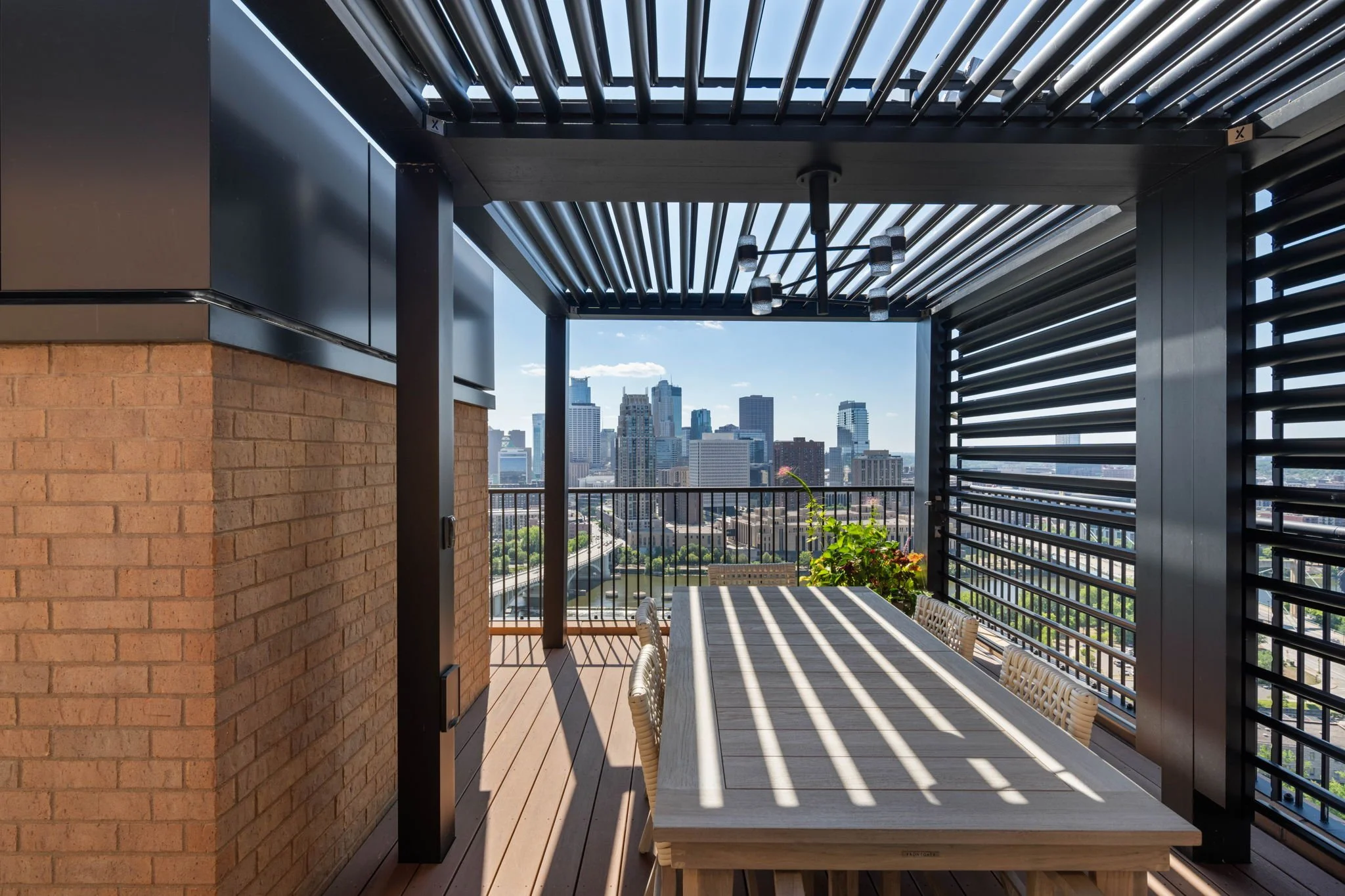 50-web-or-mls-110-bank-st-se-l2801.jpg