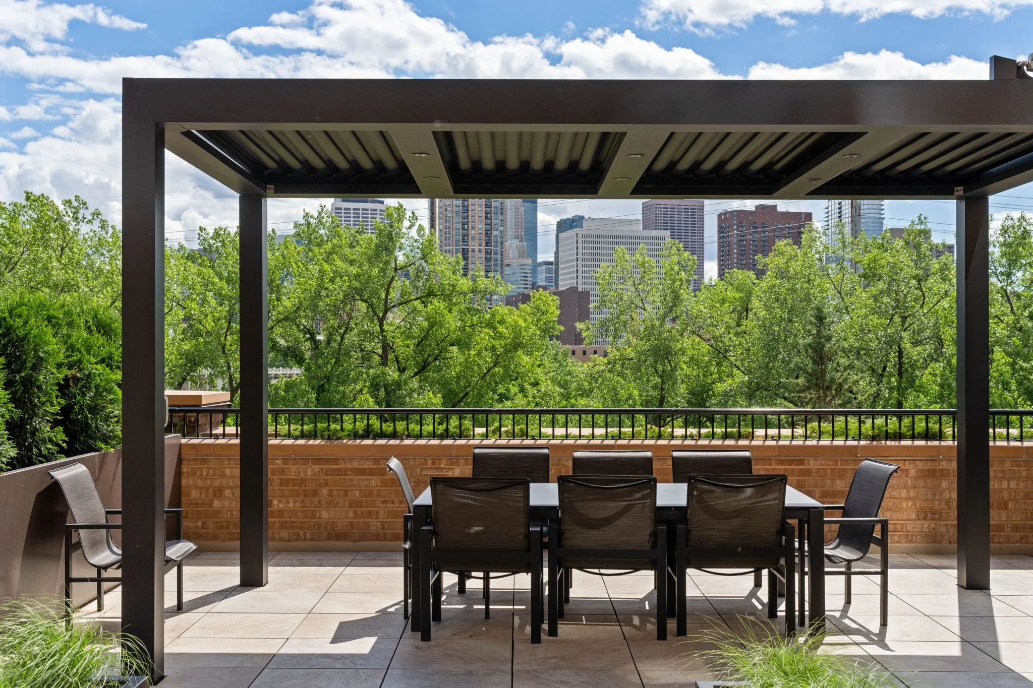 80-web-or-mls-110-bank-st-se-l2801.jpg