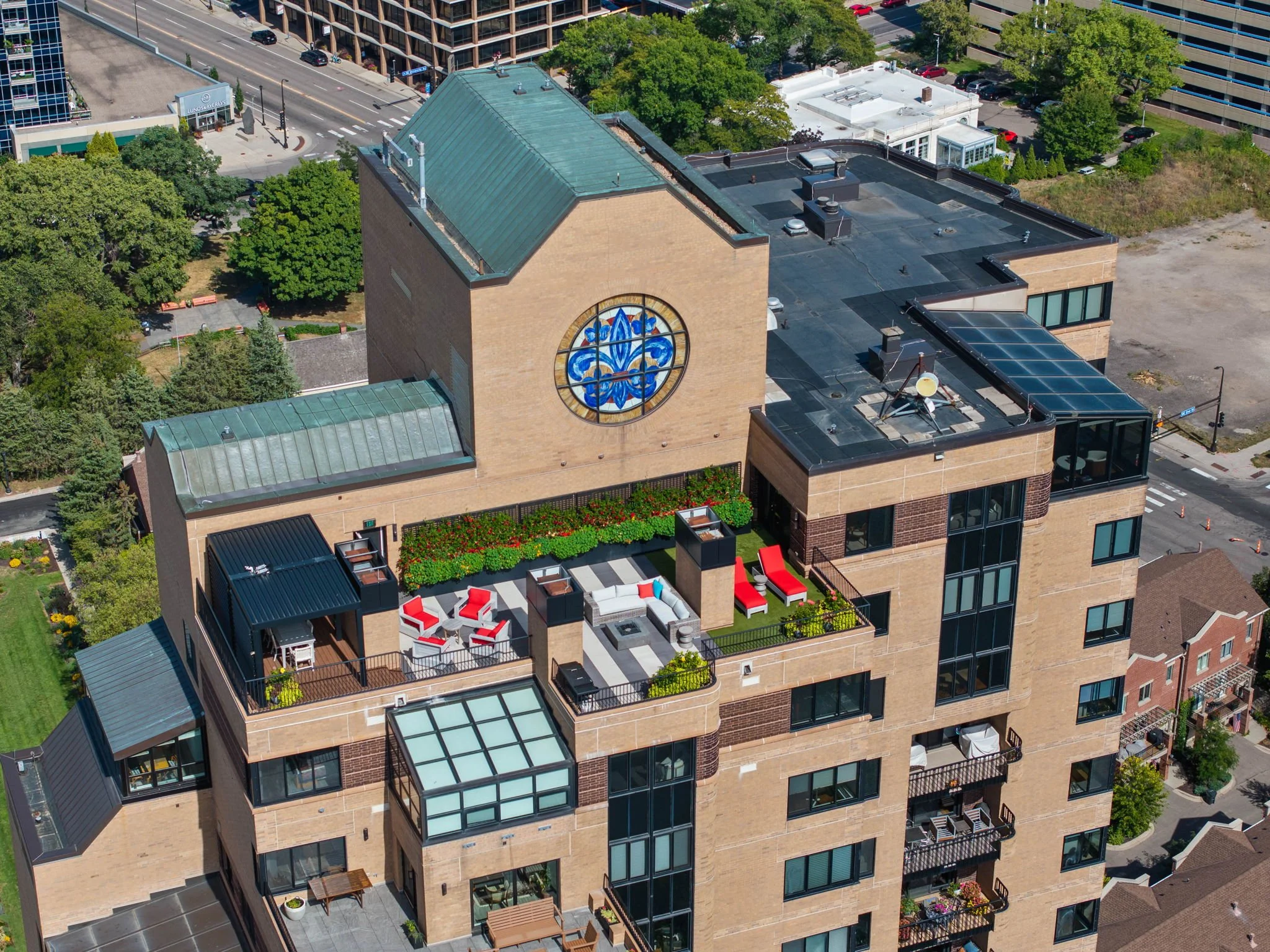 71-web-or-mls-110-bank-st-se-l2801.jpg