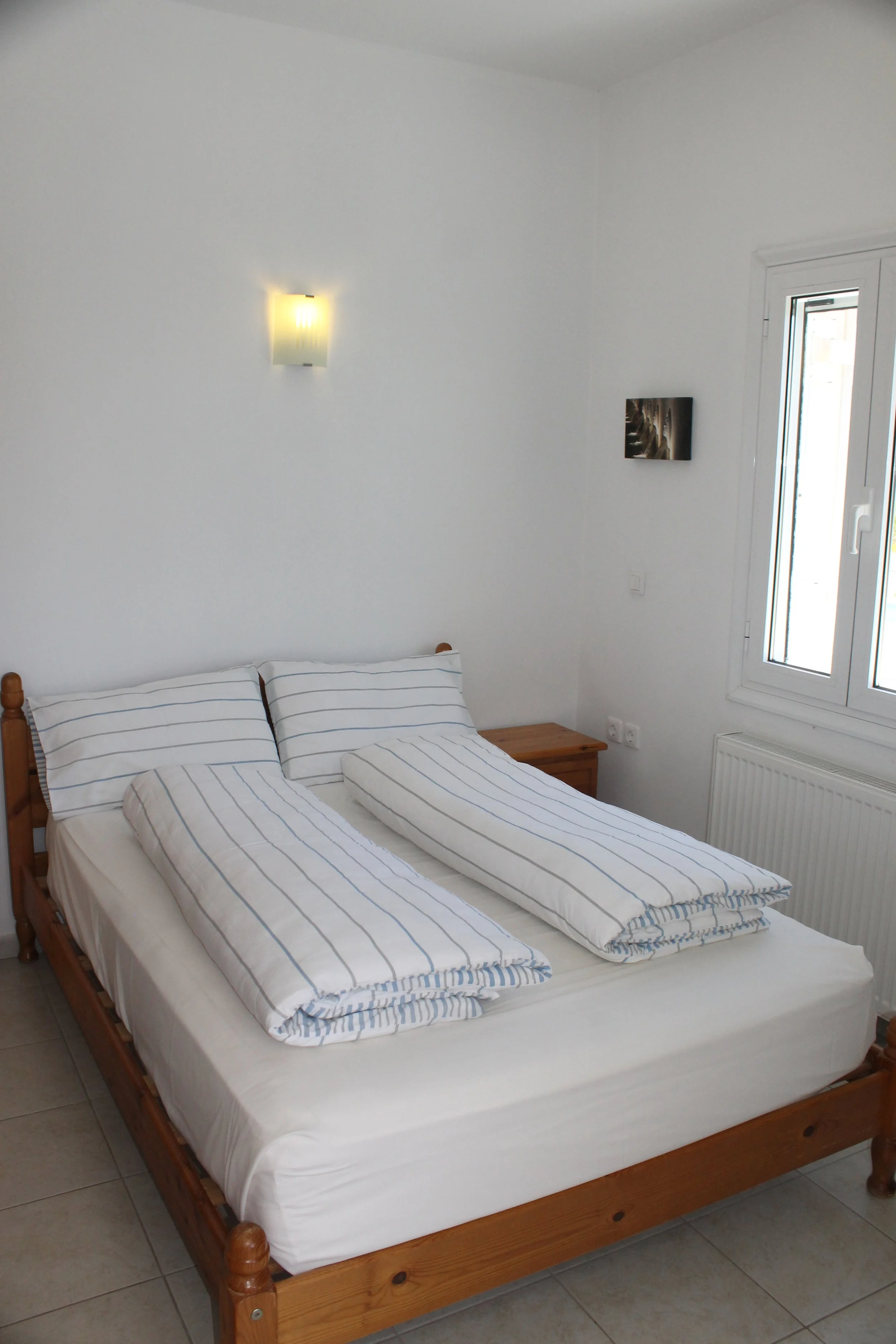 Bed2.jpeg