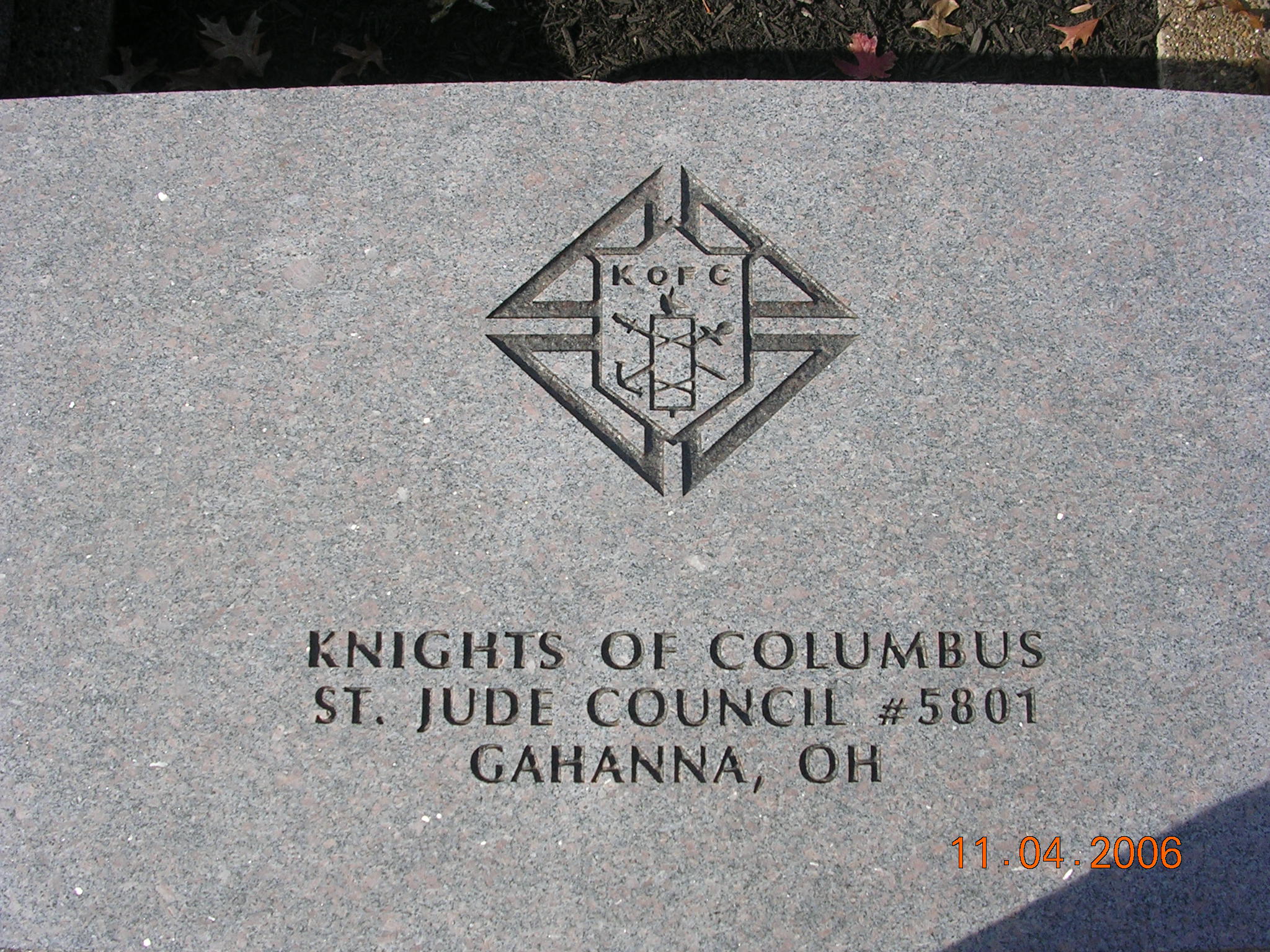 Memorial KofC Bench CloseUp.jpg