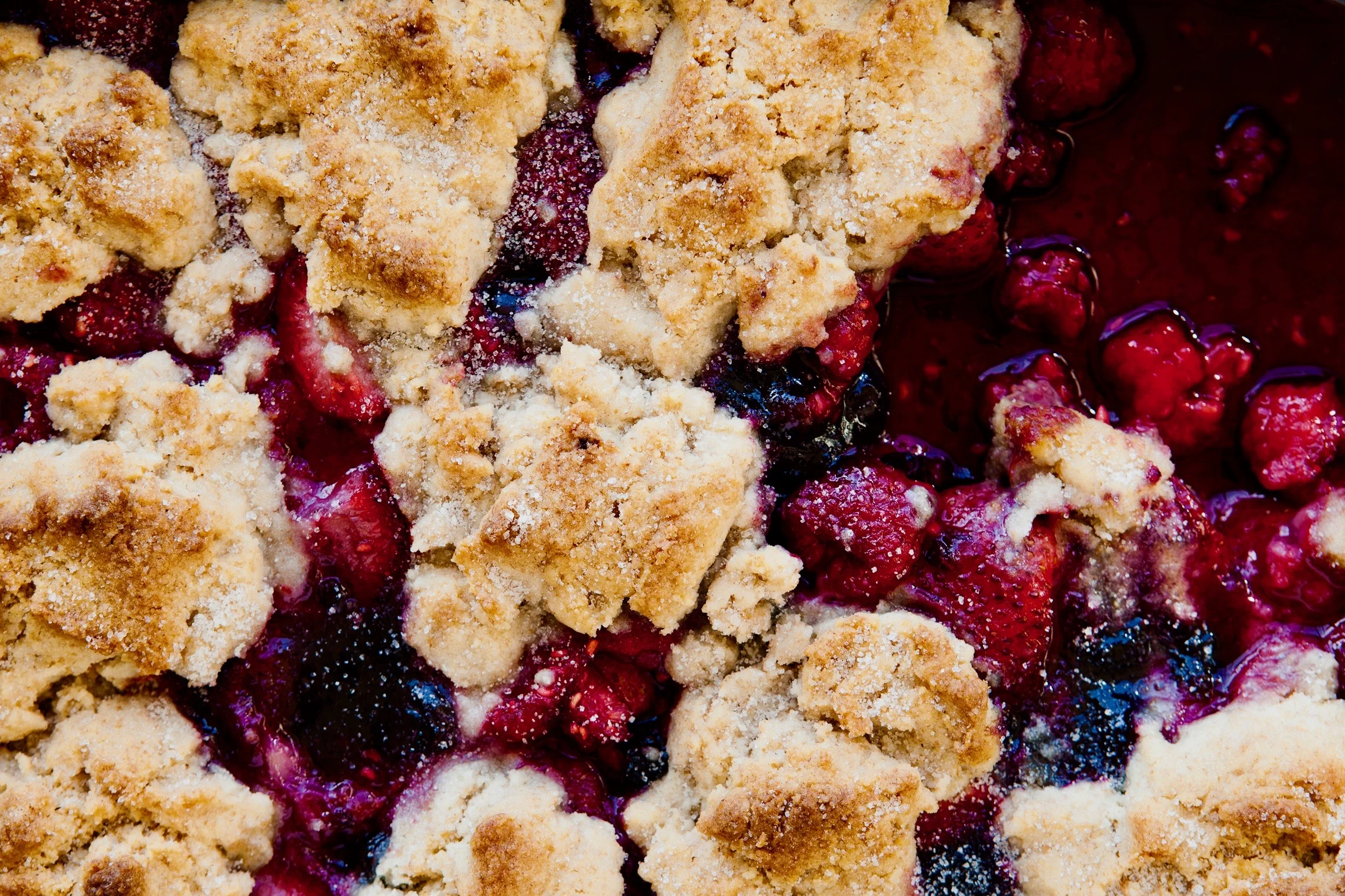 WS_GFY_3BerryCobbler_9200.jpg