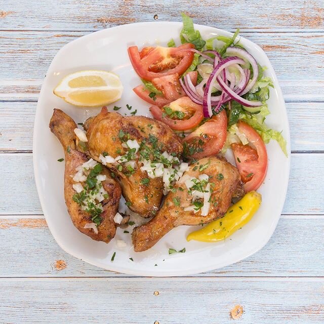 Order from @deliveroo or call us and then collect in store 😄 &bull;
&bull;
&bull;
&bull;
#uncletonystaverna #greekrestaurant #greek #cypriot #souvlaki #souvlakia #souvla #gyro #finchleycentral #uncletonys #eatin #takeaway #restaurant #food #foodie #