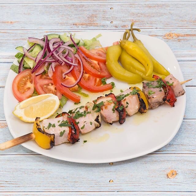 Swordfish Souvlaki | Order from @deliveroo or call and collect in store 😄 &bull;
&bull;
&bull;
&bull;
#uncletonystaverna #greekrestaurant #greek #cypriot #souvlaki #souvlakia #souvla #gyro #finchleycentral #uncletonys #eatin #takeaway #restaurant #f
